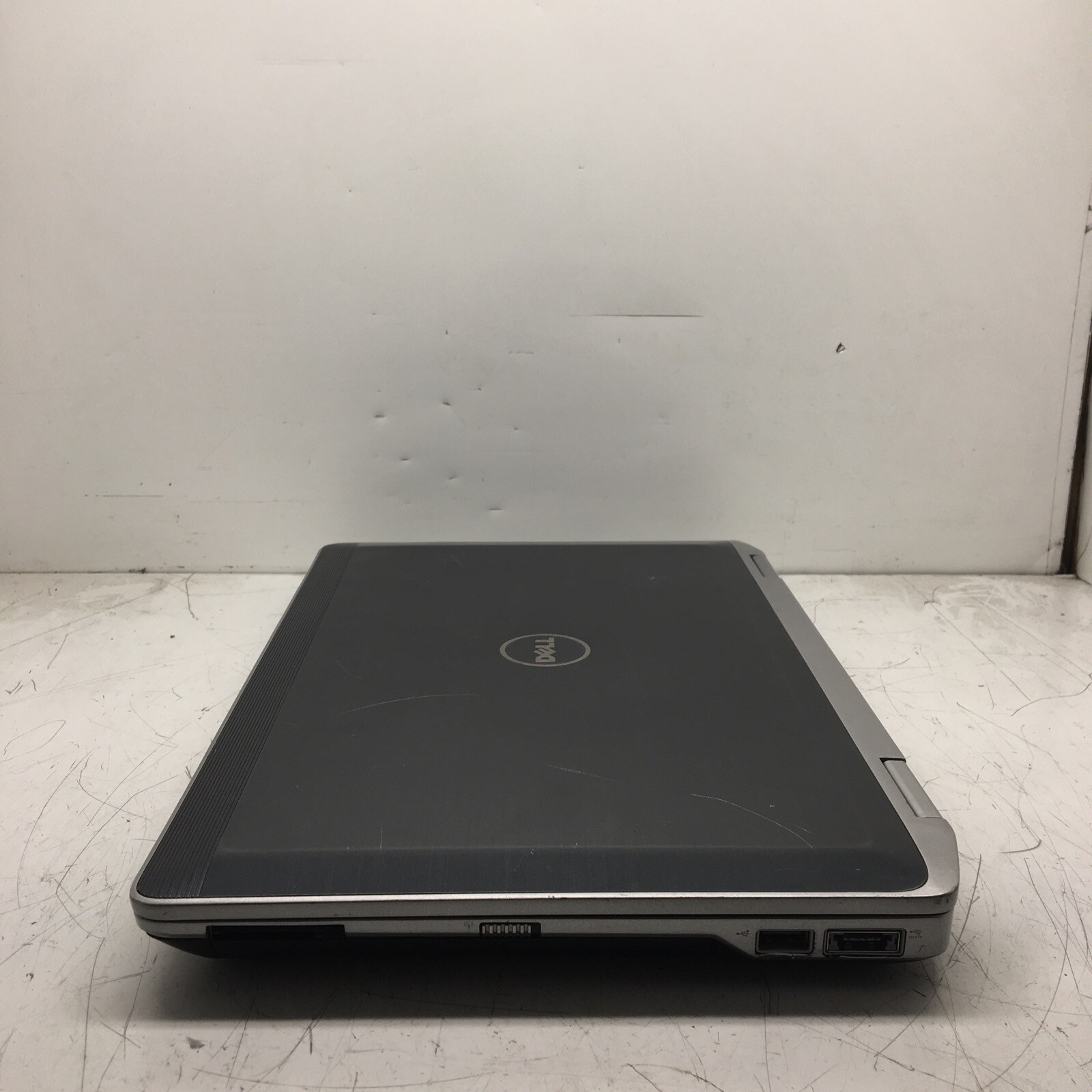 Dell Latitude E6320 Intel Core i7 2640M @ 2.80GHz 4GB No HDD Boot to BIOS