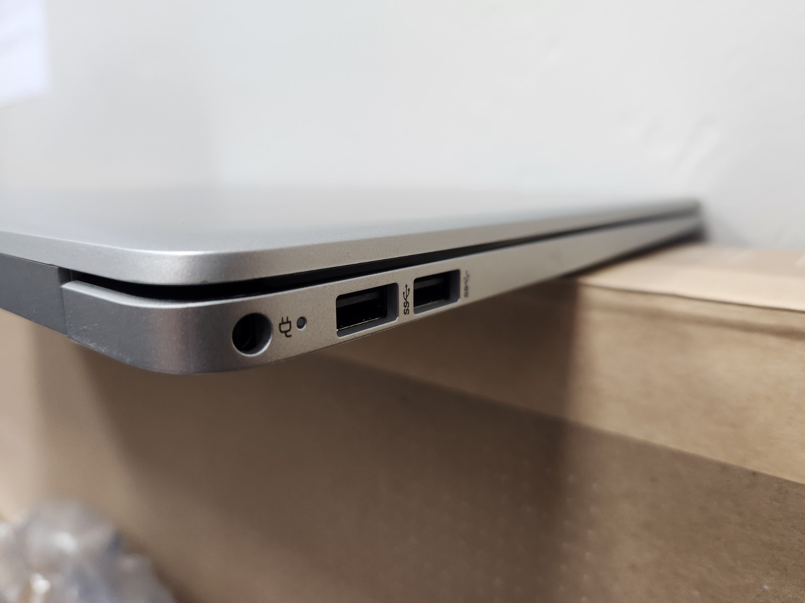1x HP Laptop 15-dy2131wm 15.6″ FHD intel Core i3-1115G4 3GHz 8GB RAM 256GB SSD