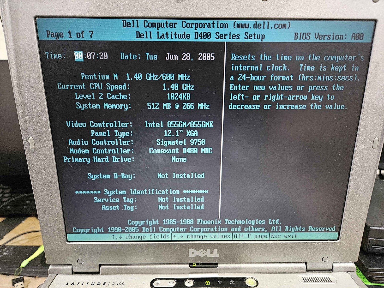 Dell Latitude D400 Intel Pentium M 1.6GHz 512MB RAM No HDD/OS