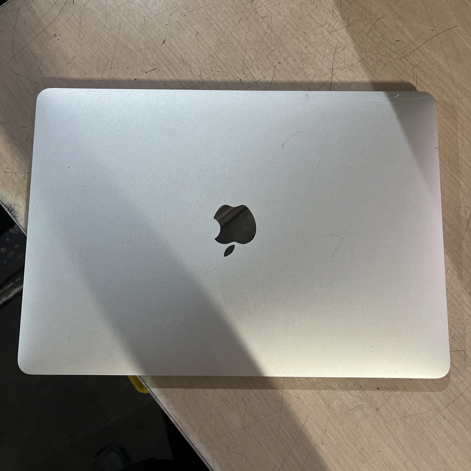 APPLE MACBOOK AIR 13″ SCISSOR, 2020 CORE I3-1000NG4 1.1GHZ 8GB RAM 256SSD ,