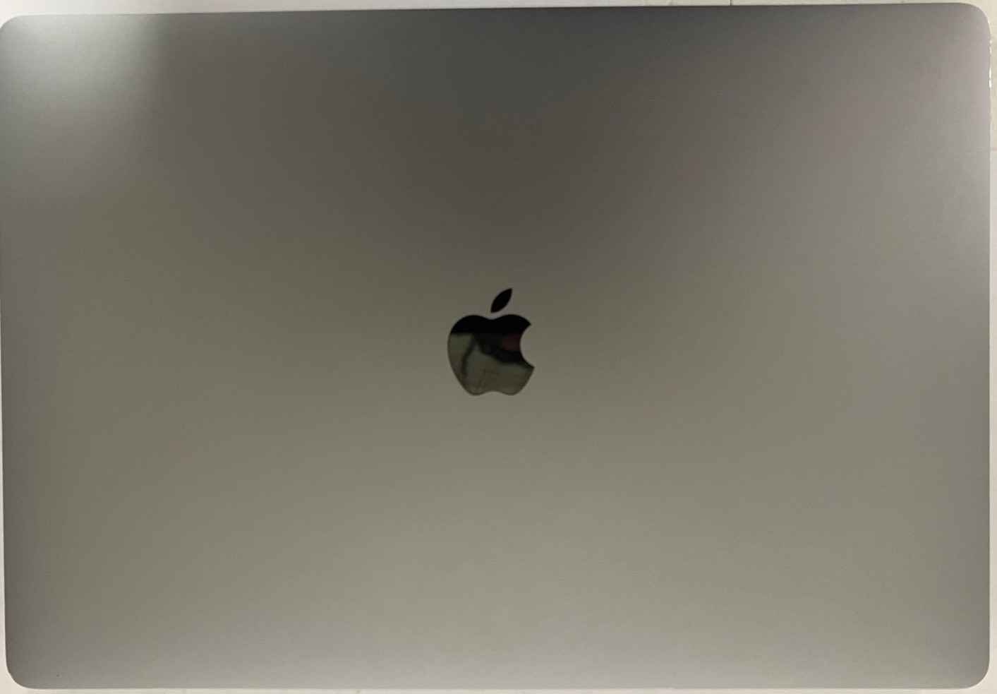 Apple MacBook Pro A2141 16″ AMD Radeon Pro 5500M 2.3GHz Intel i9-9880H 32GB 1TB