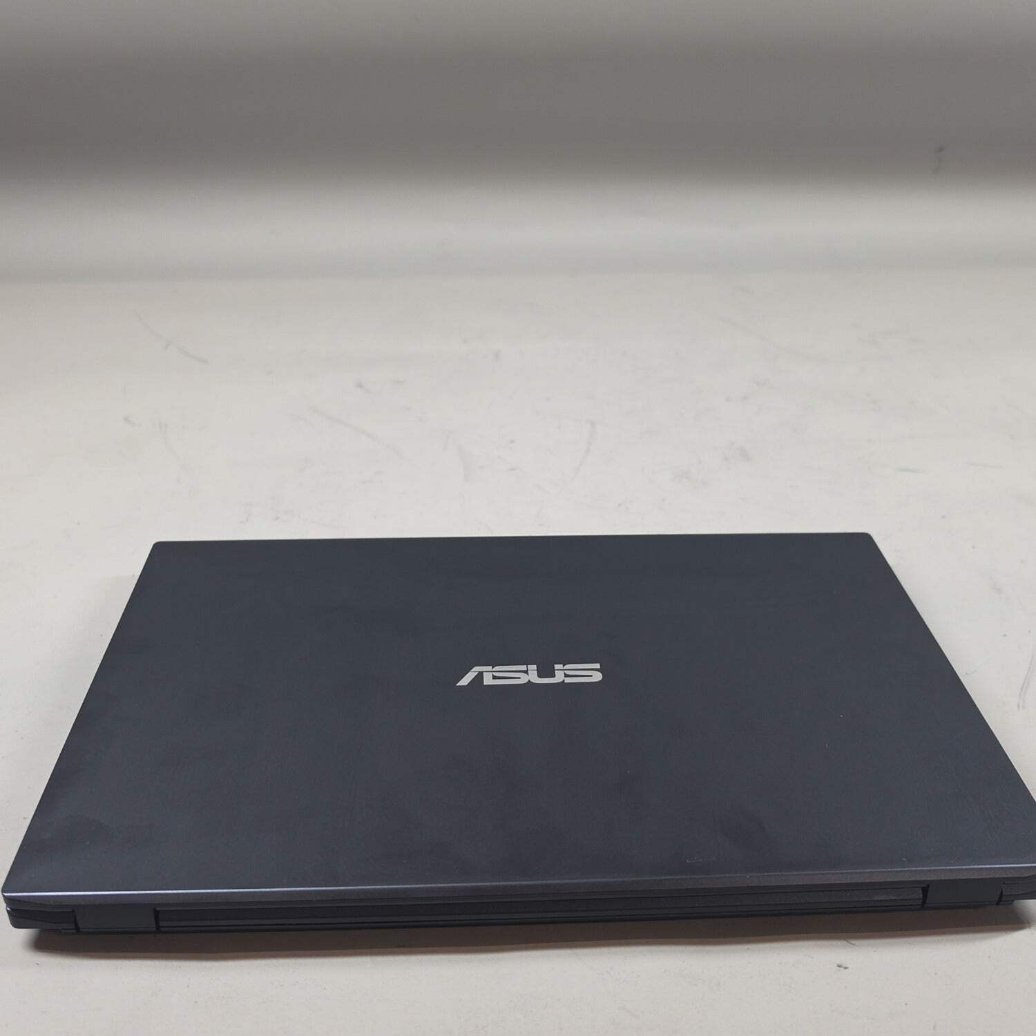 Asus ExpertBook B1 B1402CG 14″ N100 0.8GHz 8GB RAM 128GB SSD