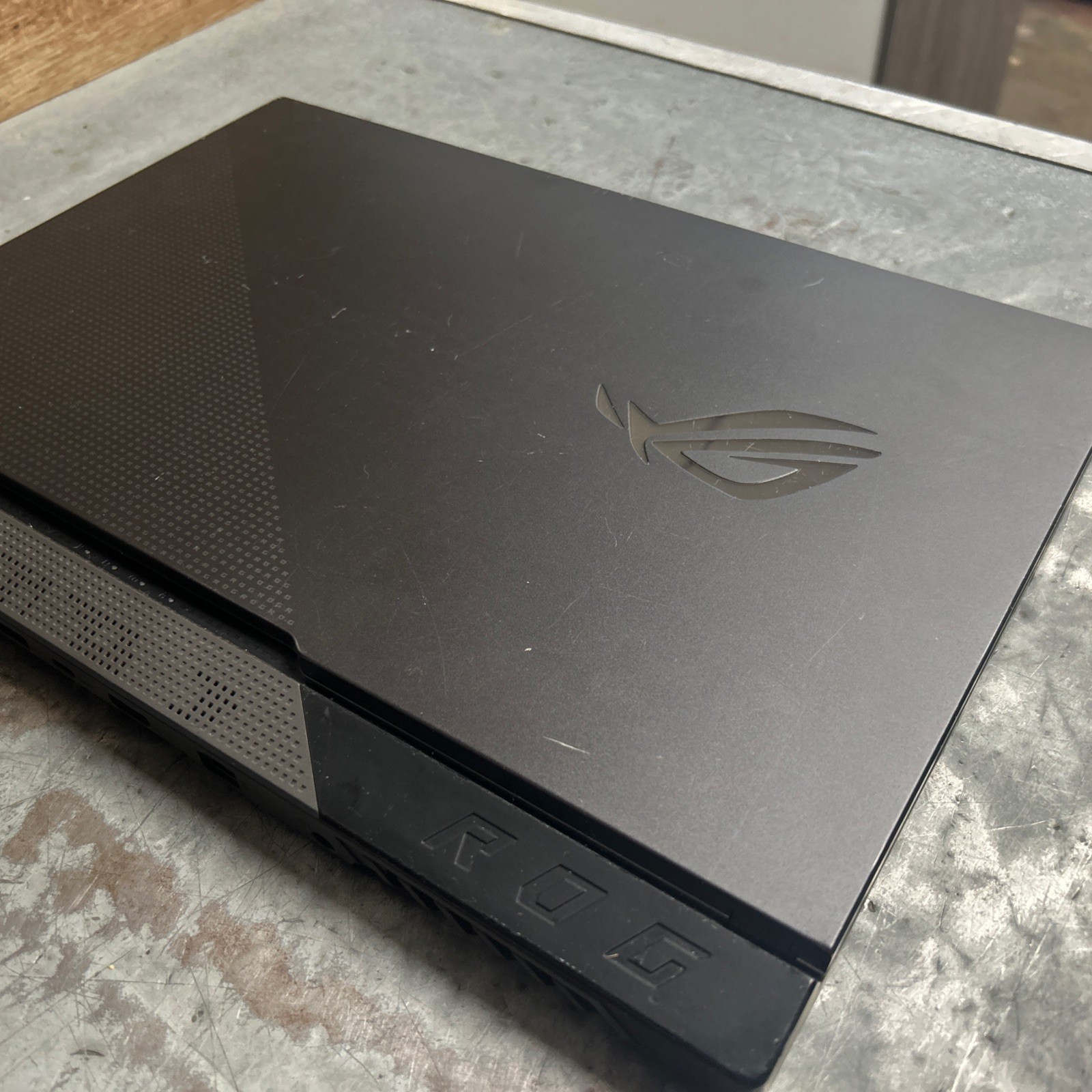 Asus ROG Strix G713 Ryzen 7 5800H 3.2GHz 16GB RAM 512GB GeForce RTX 3050Ti