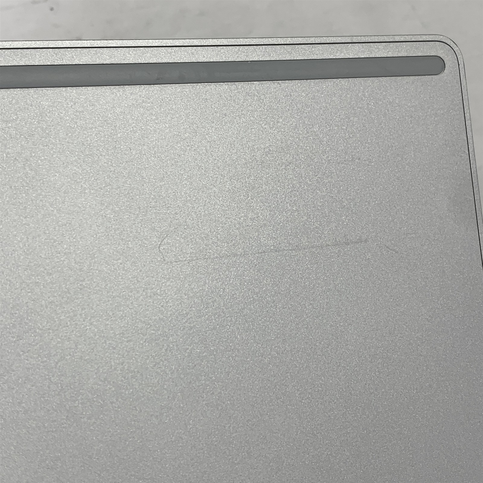 Microsoft Surface Book 3 1900 13.5″ i7-1065G7 1.3GHz 16GB 256GB NVMe SSD – Win11