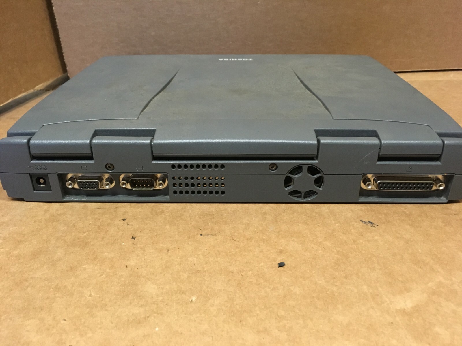 VINTAGE TOSHIBA SATELLITE 1555CDS WINDOWS 98 LAPTOP FLOPPY PARALLEL SERIAL
