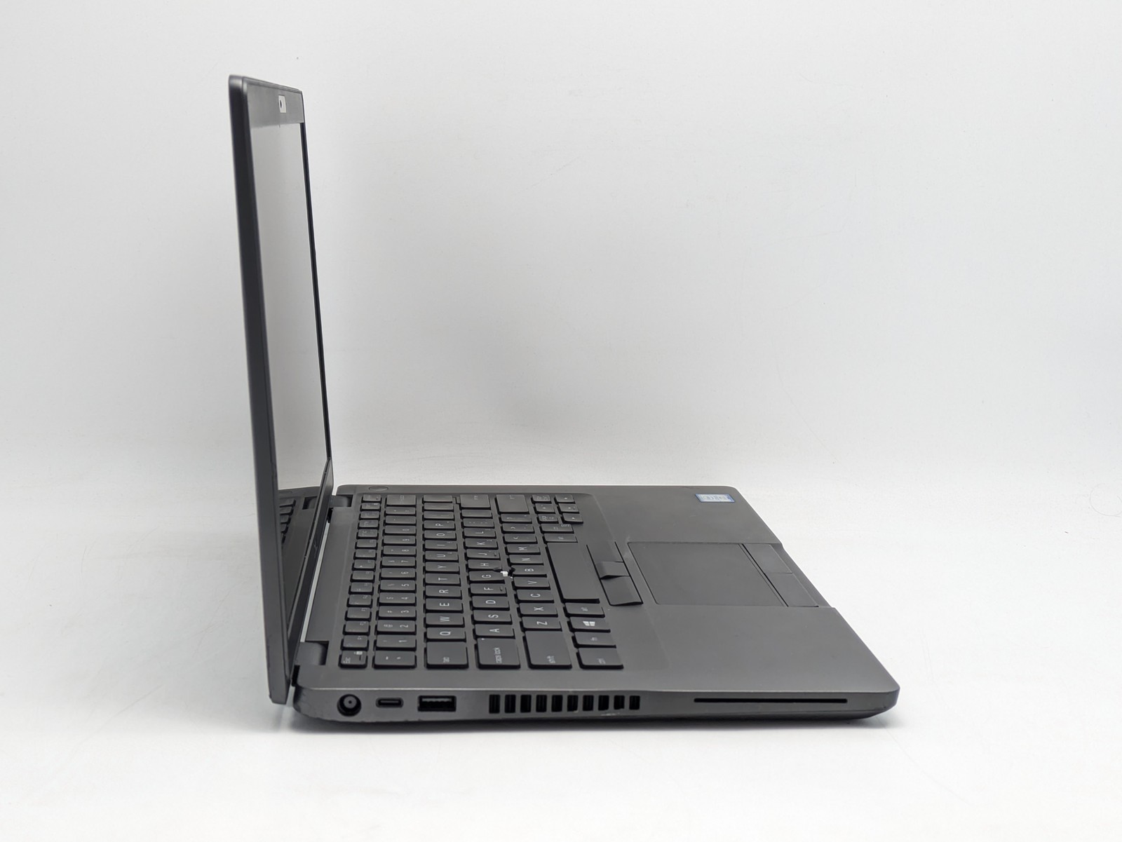 Dell Latitude 5400 14″ Laptop i5-8365U 32GB DDR4 512GB SSD Windows 11 Home