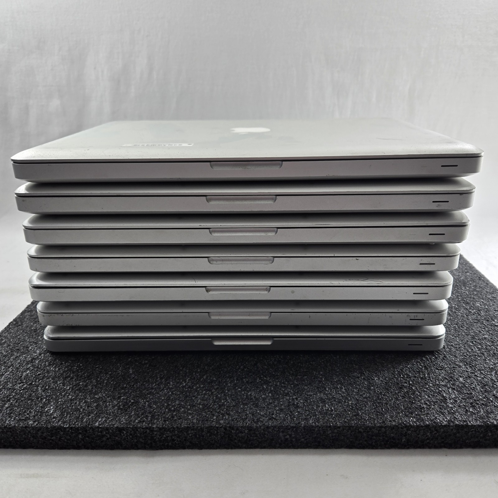 Lot of (7) Apple MacBook Pro A1278 intel i5 2.3 & 2.5 – Mixed Ram & HDD – PARTS