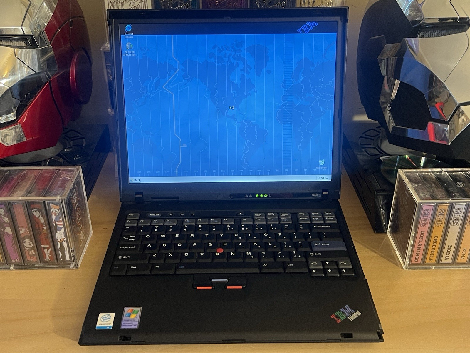 IBM ThinkPad R50e Windows XP Pro Laptop 1.3GHz 512MB 40GB – Vintage Retro PC