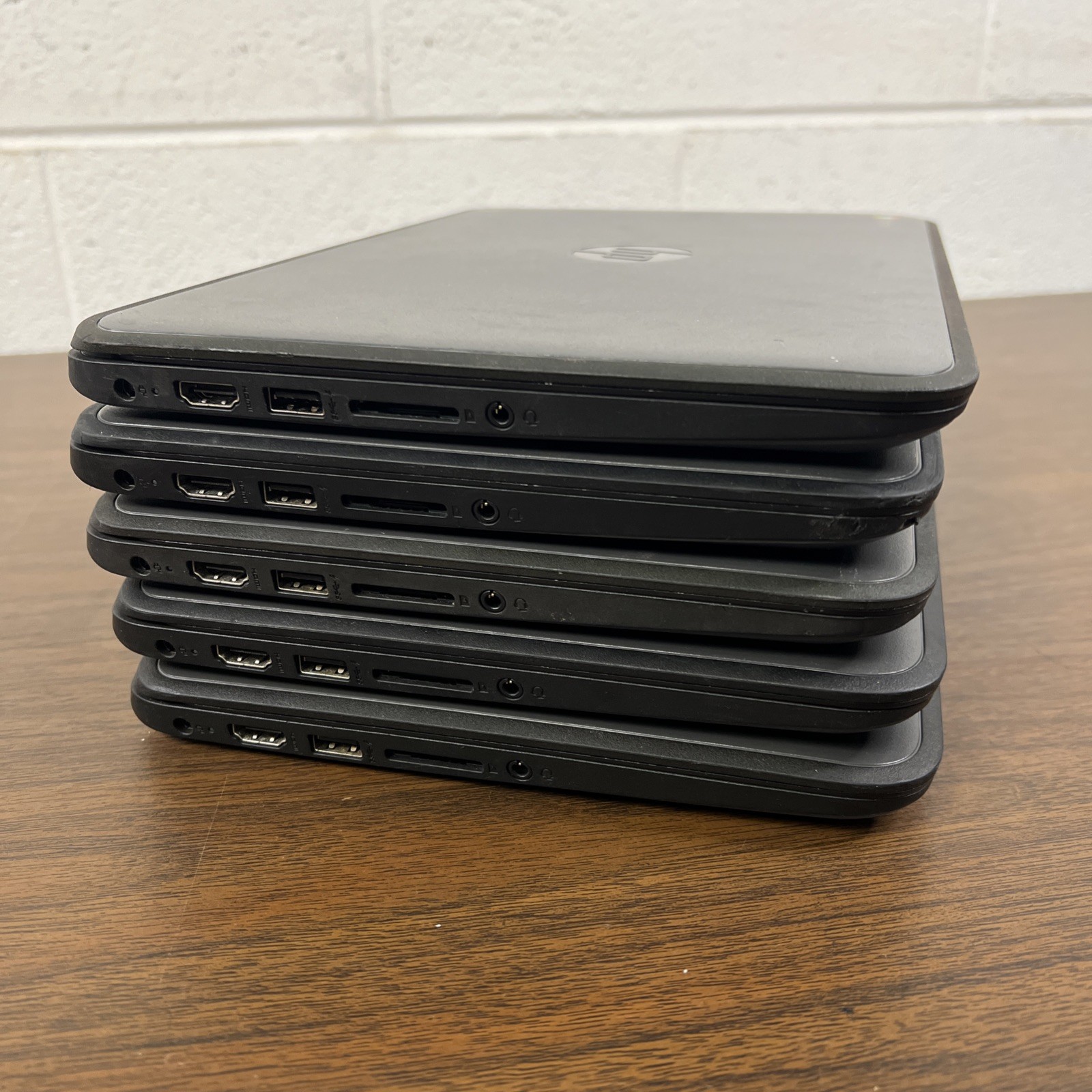 Lot Of 5 HP Chromebook 11 G5 EE | Celeron N3060 1.6GHz CPU | 4G Ram | 16G eMMC