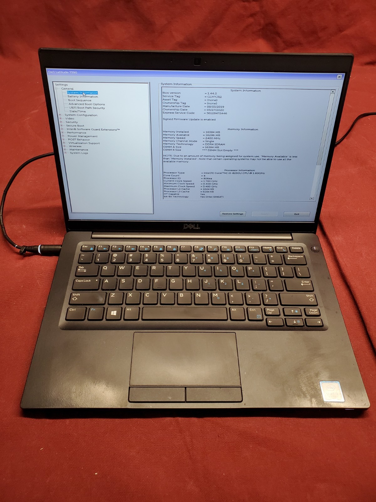 Dell Latitude 7390 i5 8250U 1.60GHz/ 16GB/ NO SSD 1920x 1080 #2947