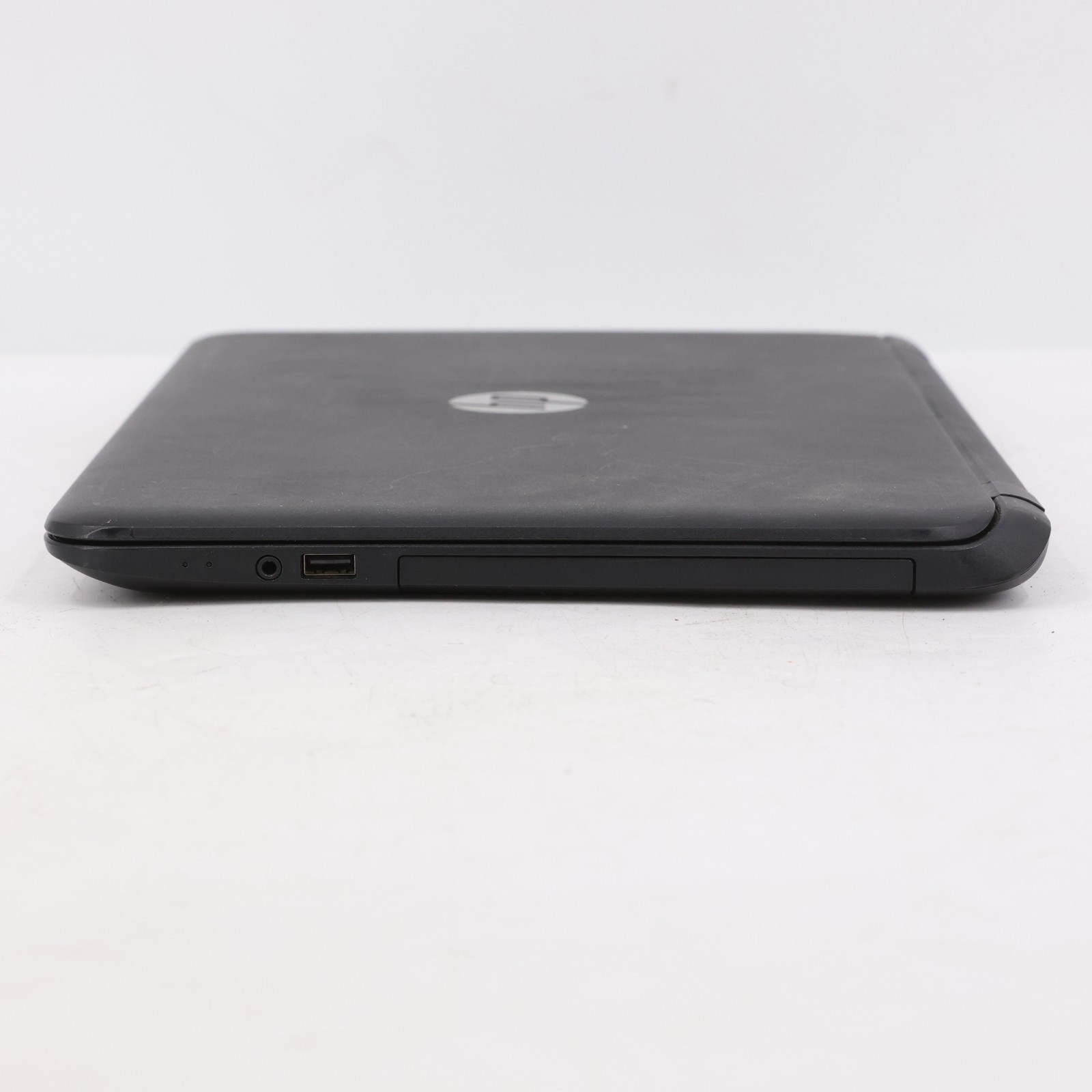 HP 15-f009wm 15.6″ Laptop AMD E1-2100 1.0GHz 4GB RAM 500GB HDD J2V78UA#ABA Grade