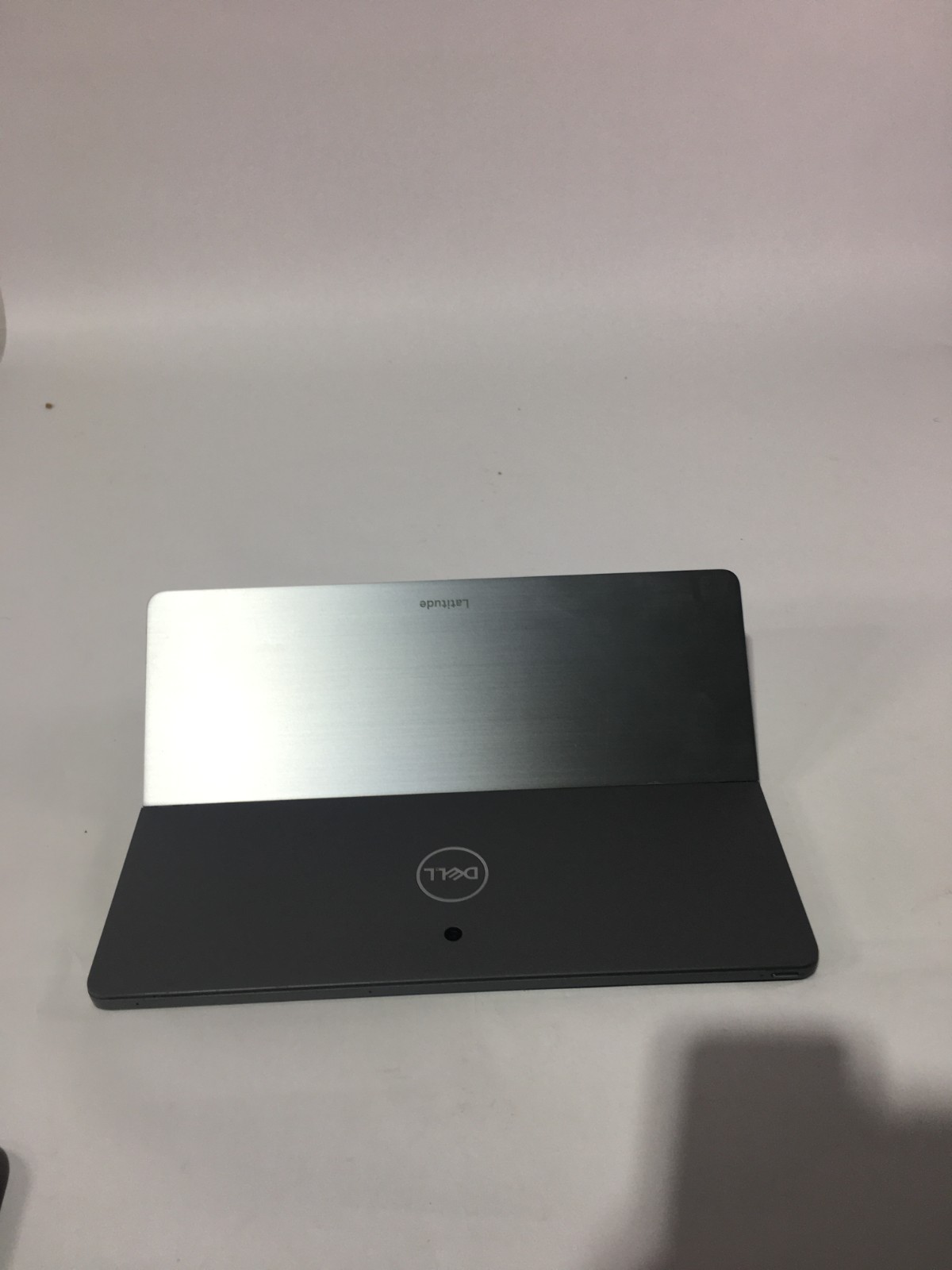 @PCD Dell Latitude 7200 2 in 1 i7-8665U 16GB RAM 512GB SSD WIN 11P *NO CASE*
