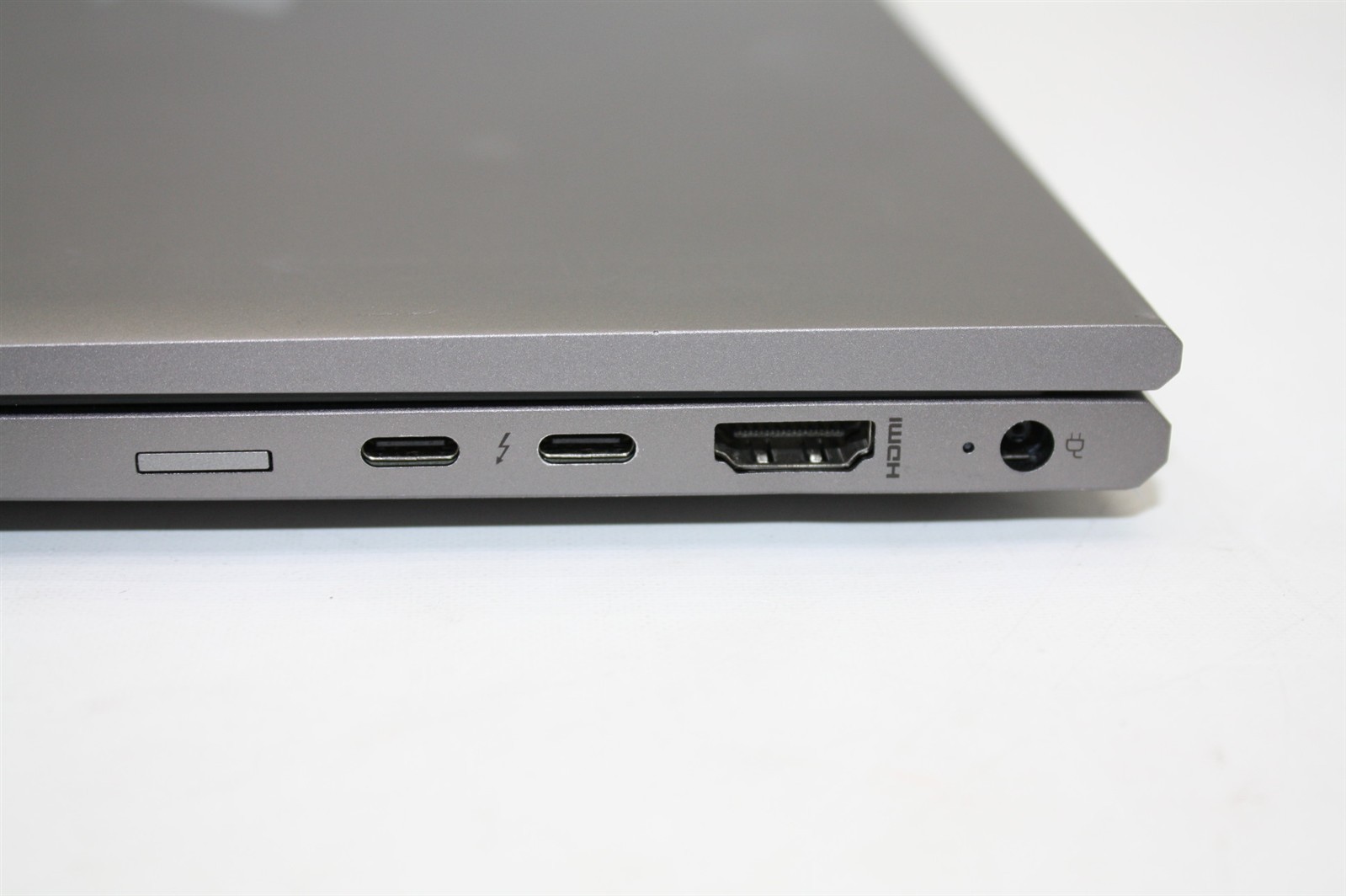 14″HP ZBook Firefly G7 i5-10310U 1.70GHz RAM 16GB NVMe 256GB/Cosmetic DMG