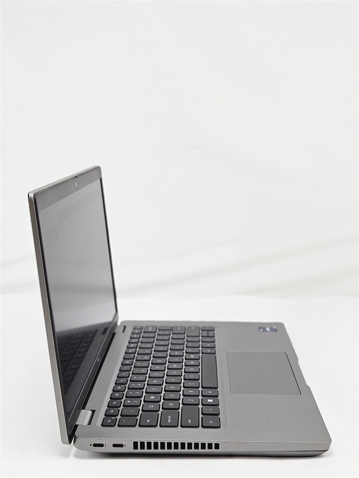 Dell Latitude 5431 Intel Iris Xe Graphics 14″ Intel Core i7-1270P 16GB 256GB SSD
