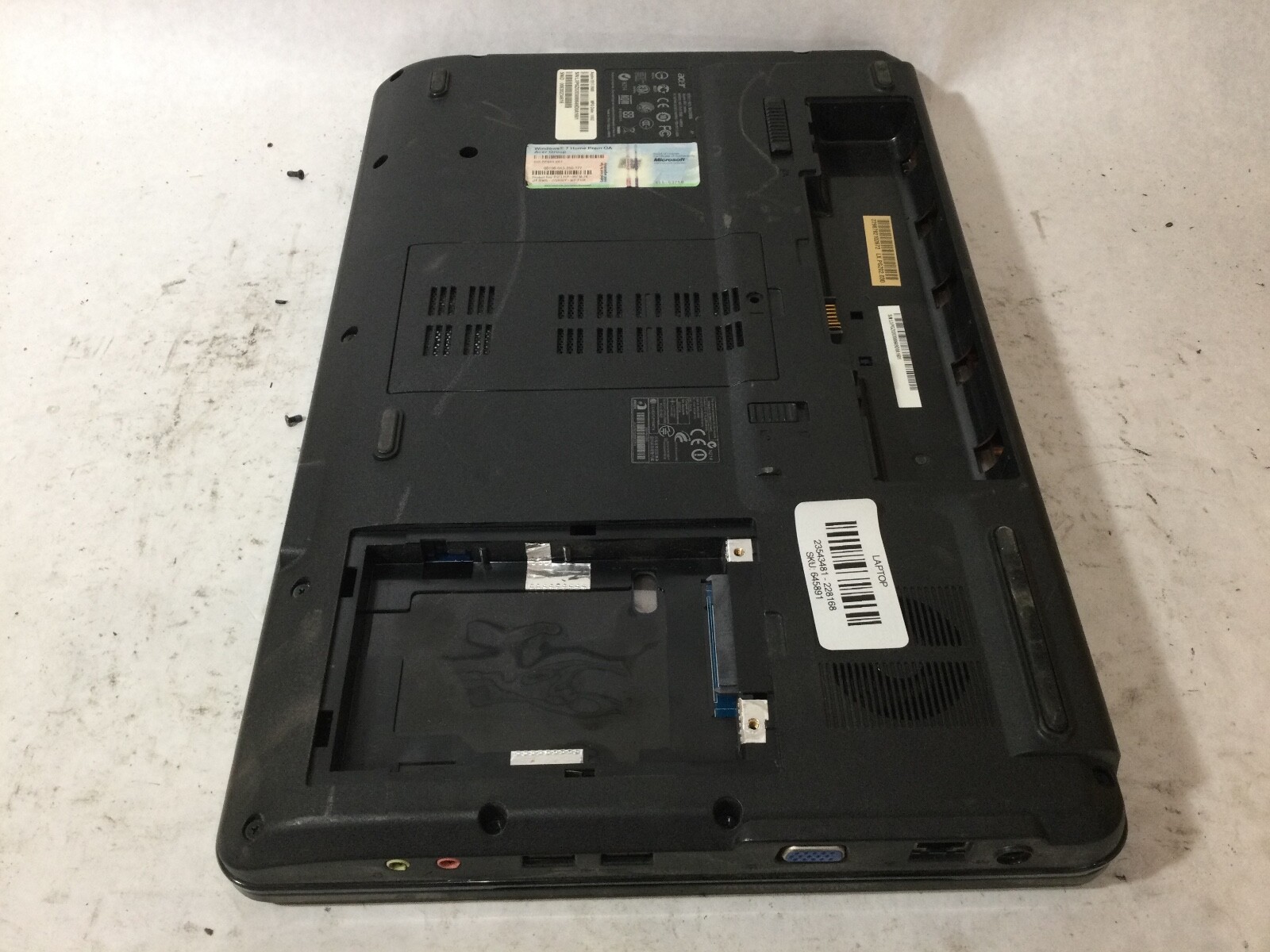 ACER ASPIRE S517 – FOR PARTS – AMD ATHLON – NO RAM – 17″ – READ DESCRIPTION – BB
