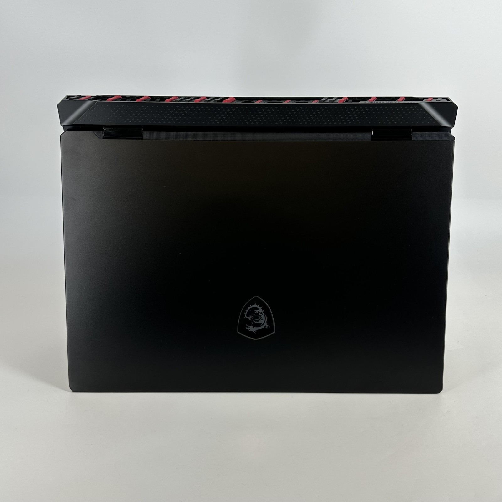 MSI Raider 18 HX AI 240Hz QHD+ 2.8 GHz Ultra 9 285HX 64GB 2TB SSD RTX 5080