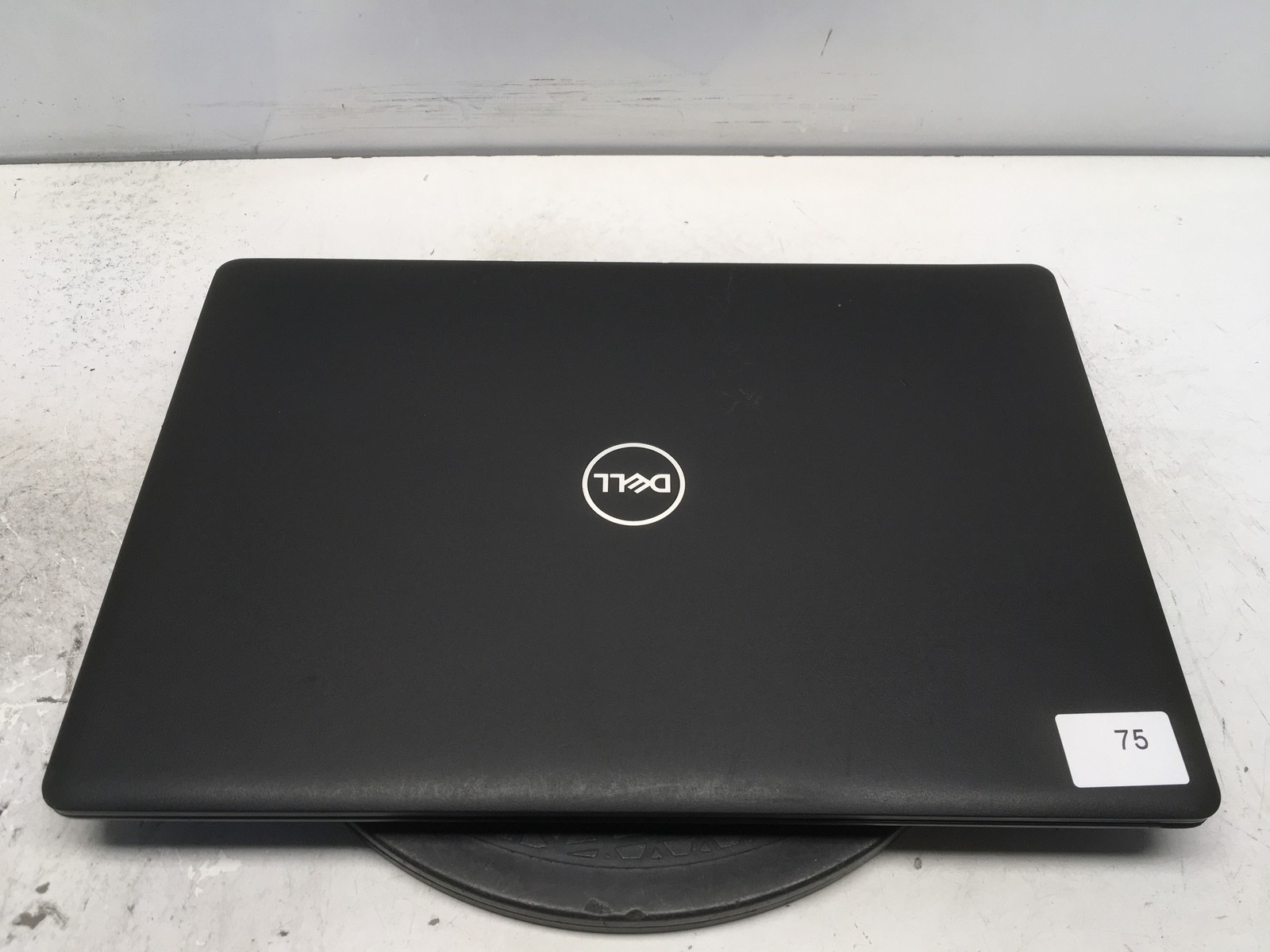 Dell Latitude 3590 Intel i3-7020U 2.3GHz 8 GB NO HDD No Batt