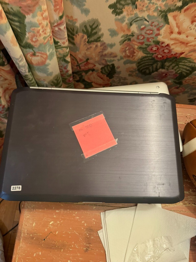 Dell Latitude E5520 – i5-2410M / 4GB RAM / No HDD / Turns On to BIOS – AS-IS 🔧