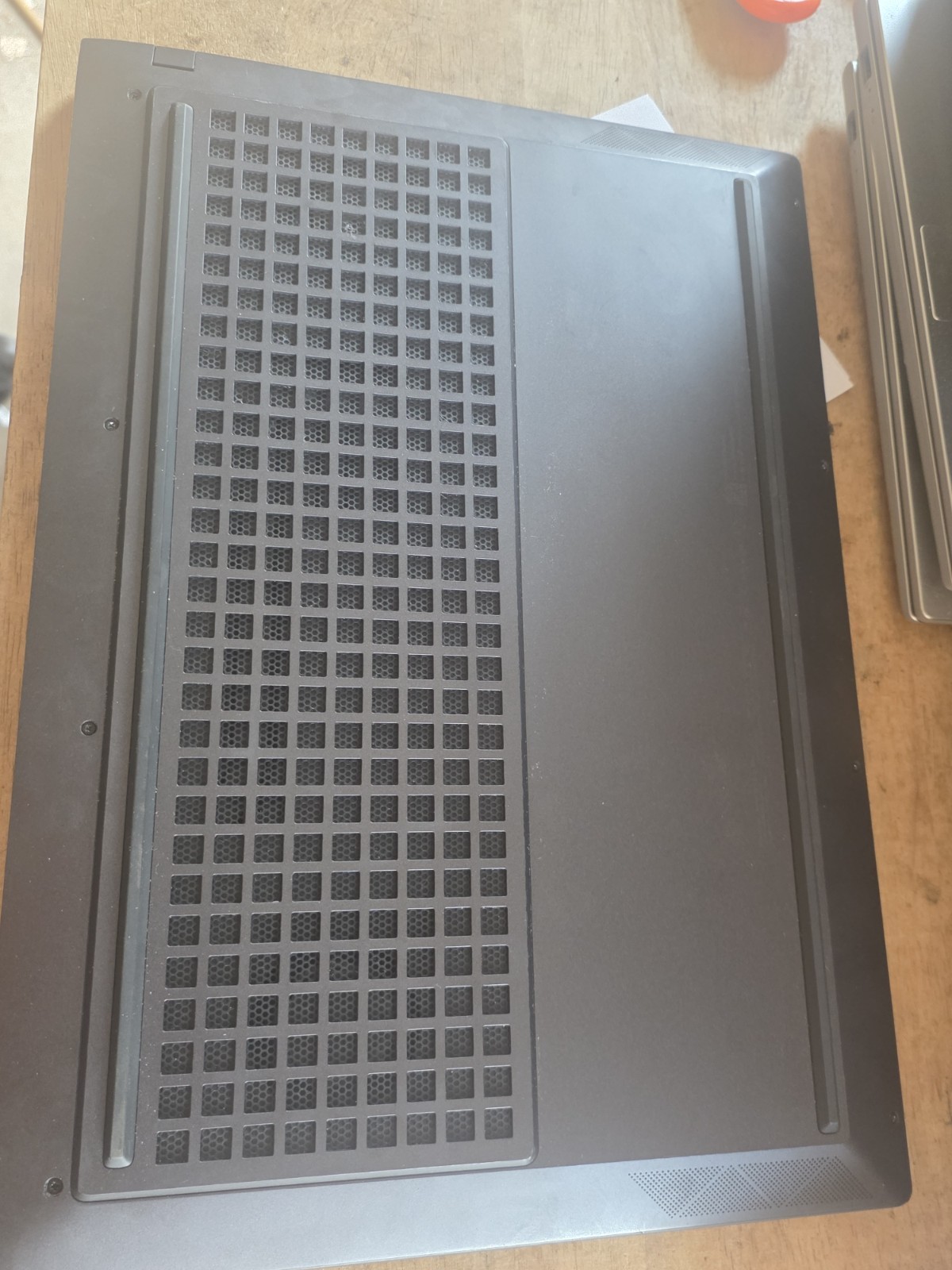 HP Victus 16-r0073cl 16.1″ FHD i7-13700HX 16GB RTX 4060 W11H Issues