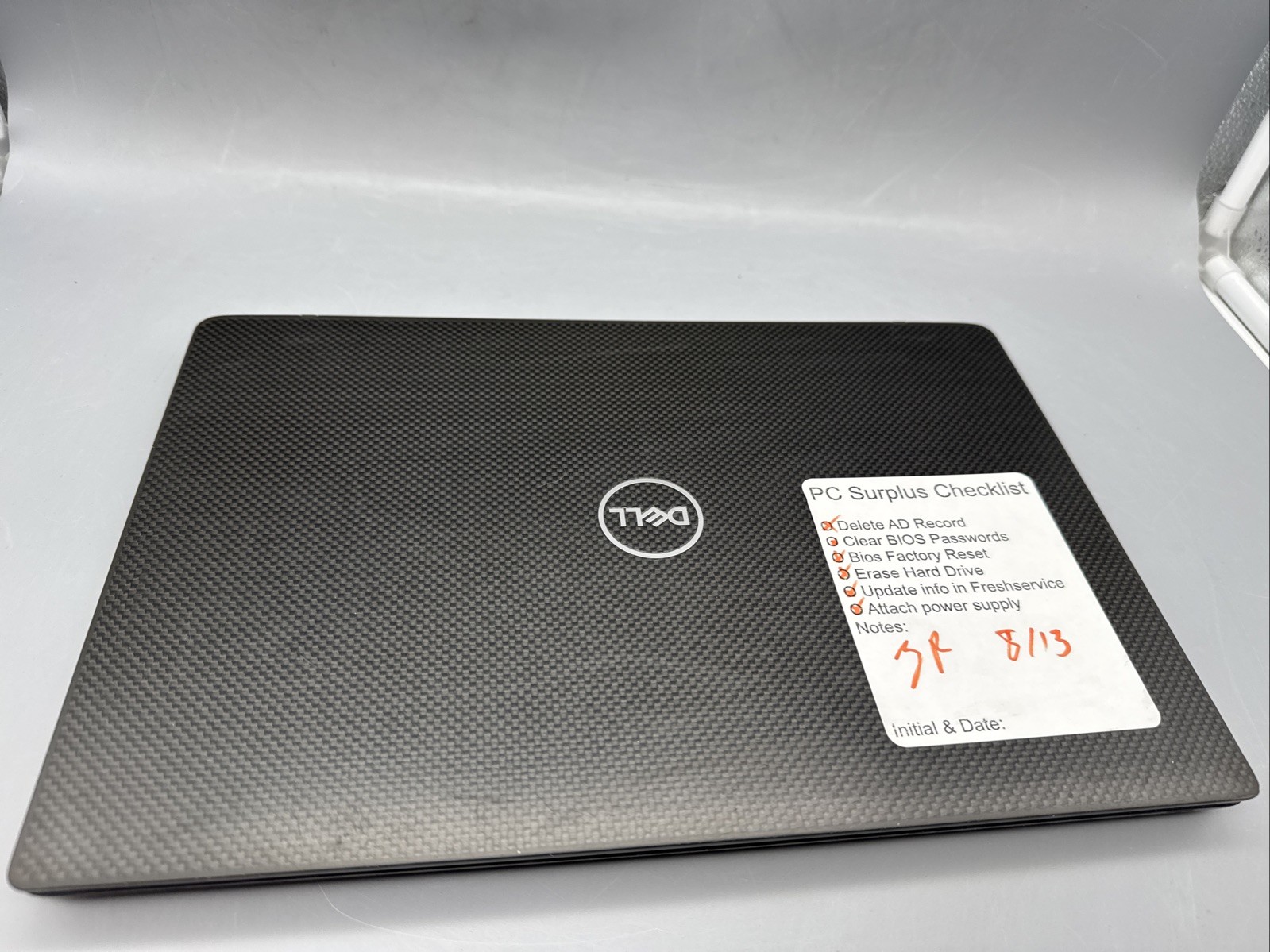 Dell Latitude 7400 14″ Core i7-8665U 1.9GHz 16GB RAM 256GB HD,NO OS