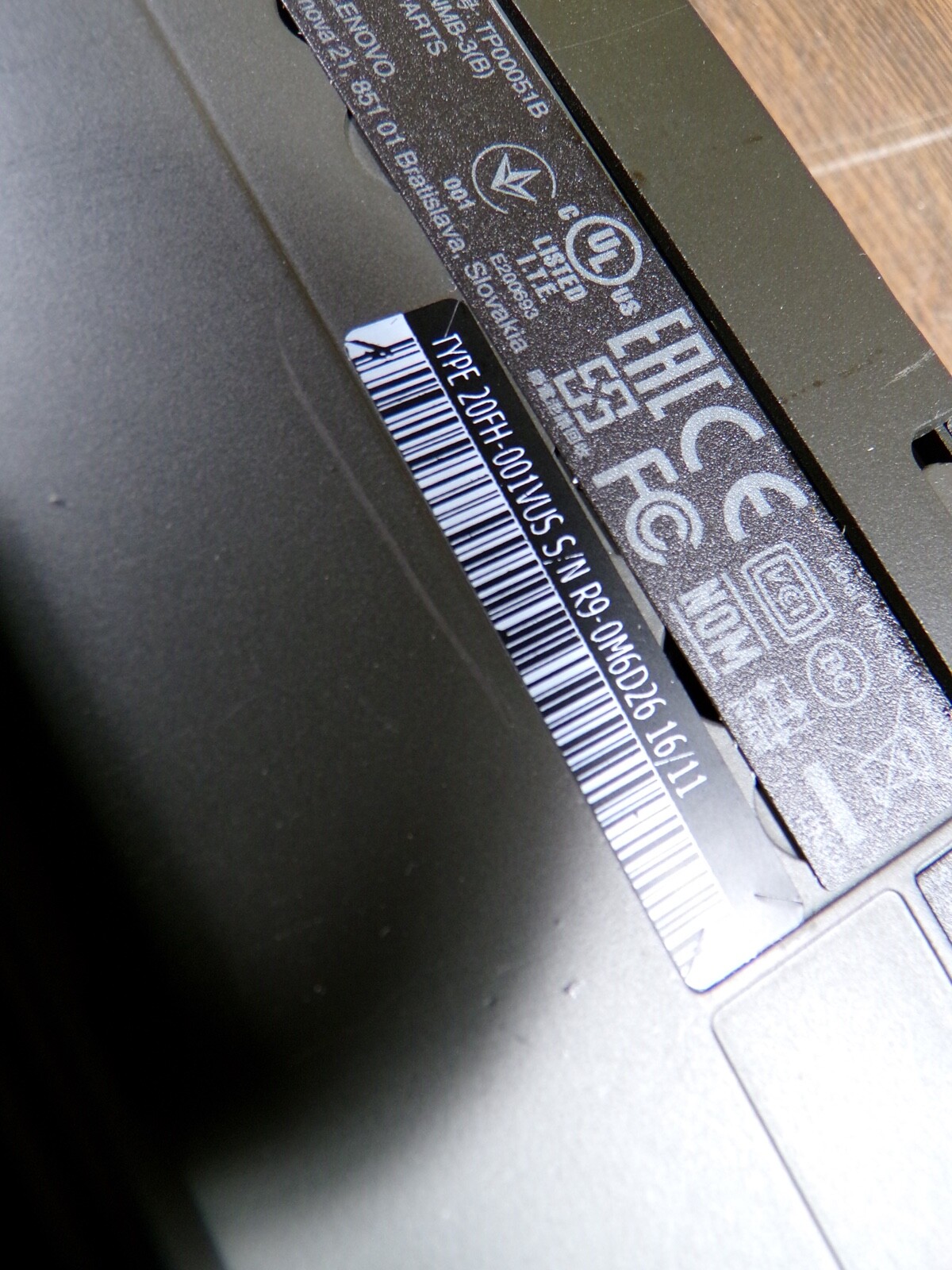THINKPAD LENOVO T560 INTEL CORE i5-6300U 2.40GHZ 4GB RAM **NO HD/ NO CADDIE