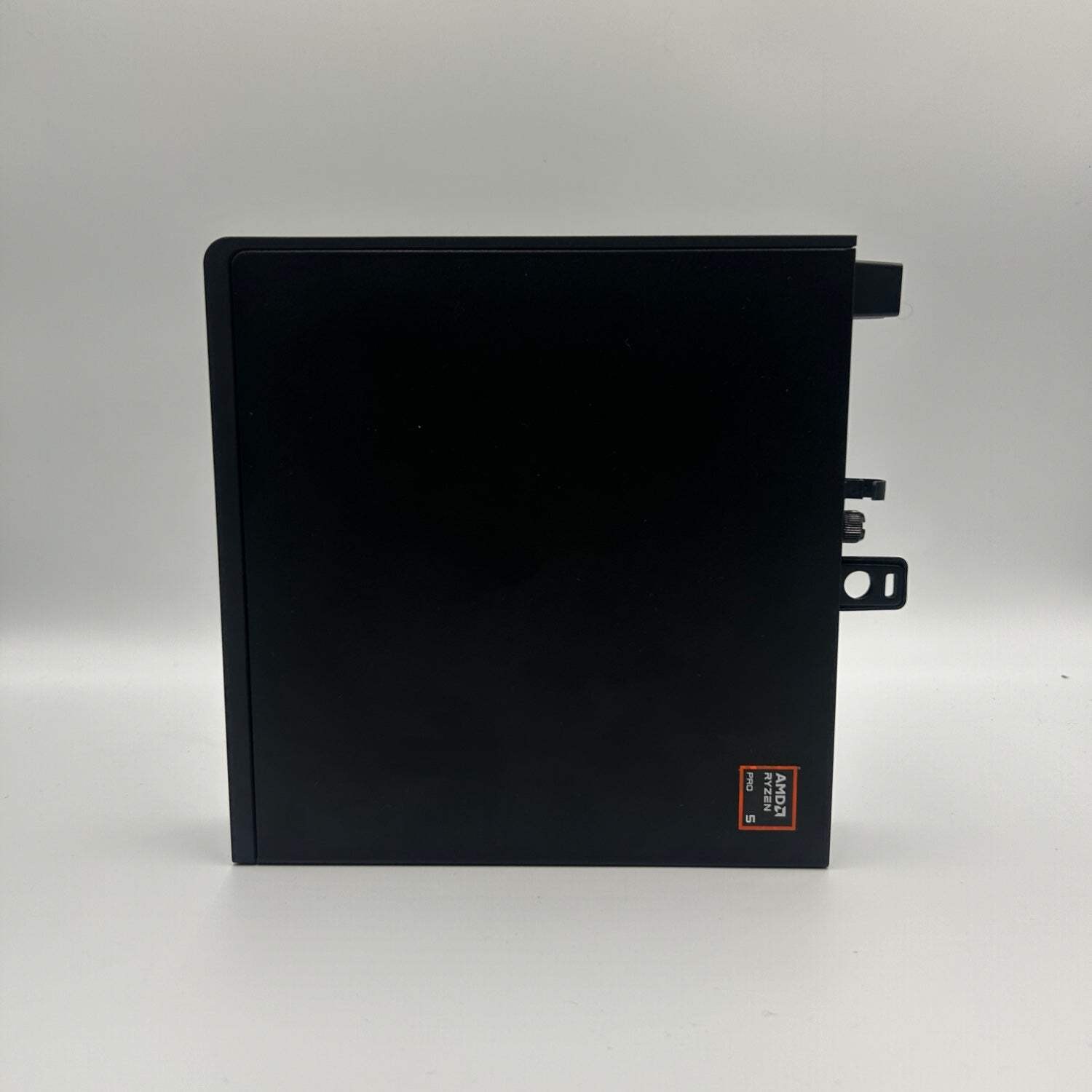 Dell Pro Micro D19U004 ryzen 5 pro 8600g 3.9GHz 16GB RAM 256GB SSD