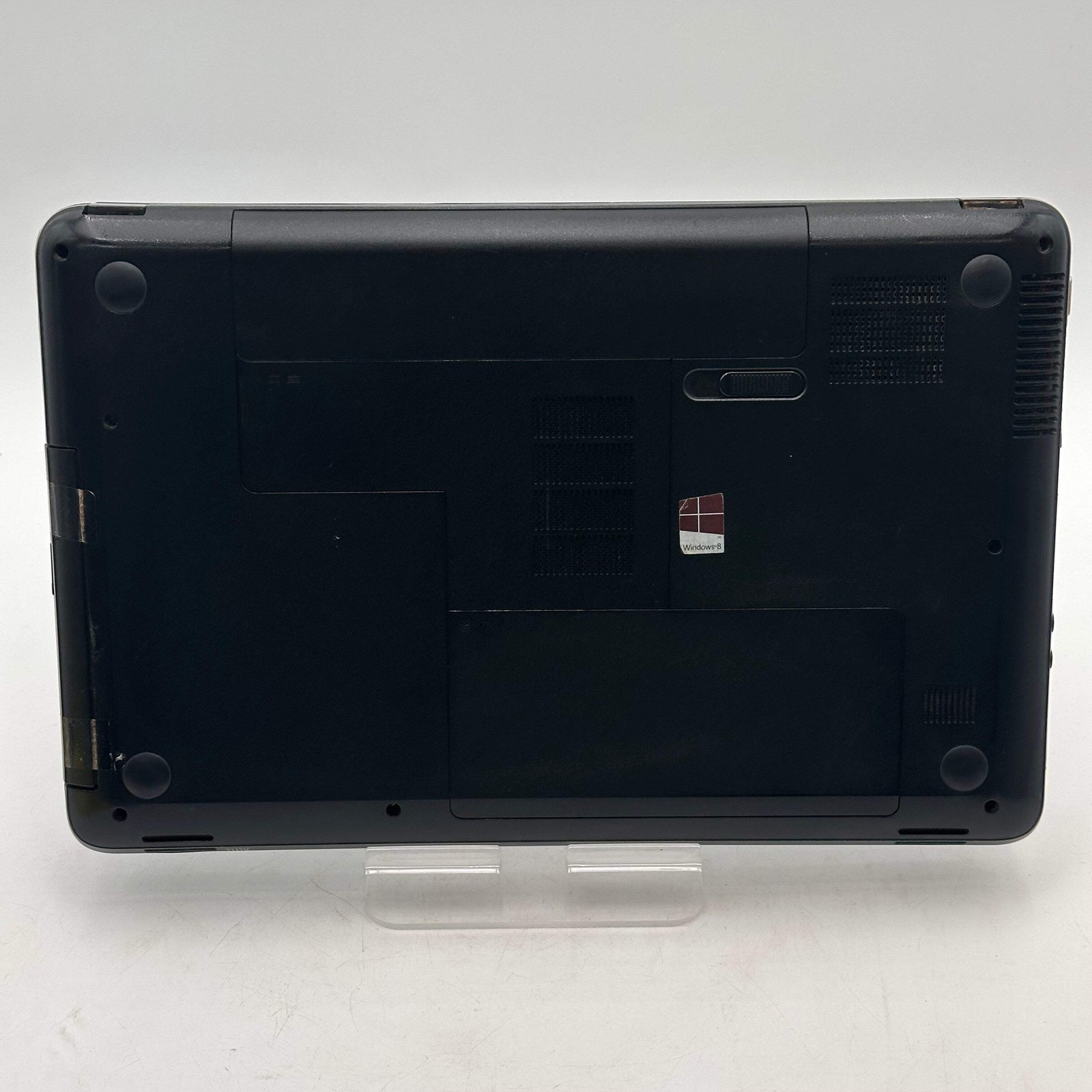 HP 2000- Laptop For Parts/Repair