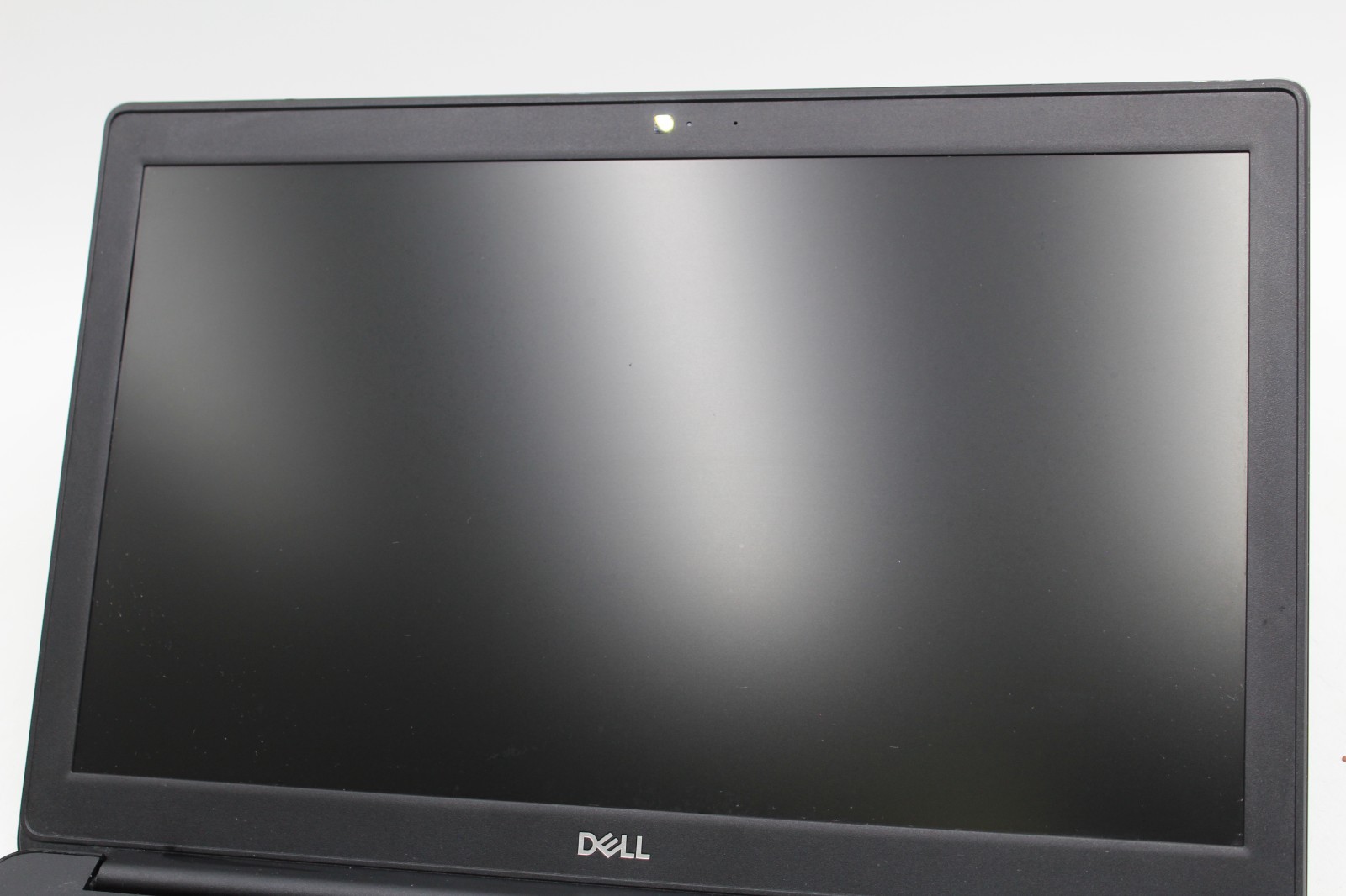Dell Latitude 3500 15.6in 256 GB SSD 8 GB RAM i5-8265U 30 day Warranty No OS