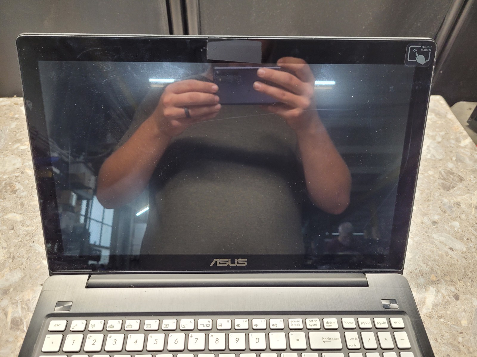 FOR PARTS: Asus Notebook Q550L – 15.6″ FHD Touch, 4th Gen i7, Untested as is