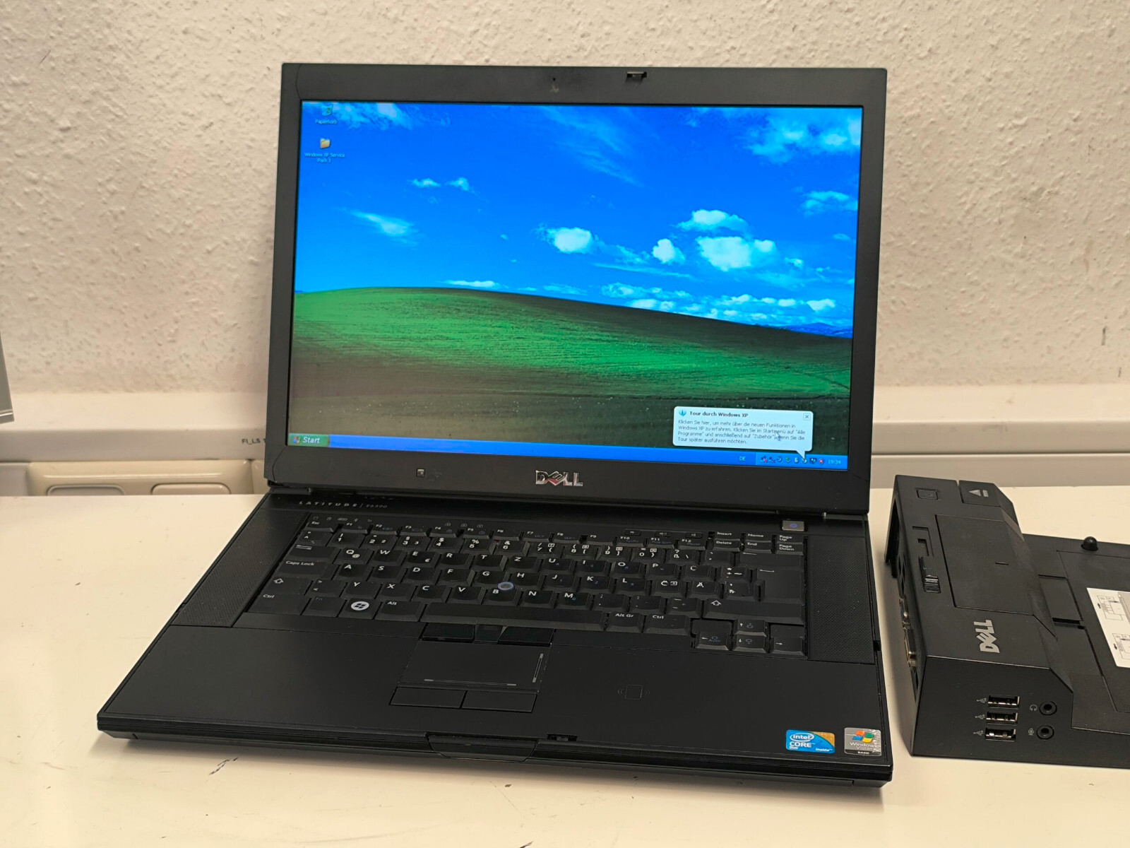 Lg Screen Dell Latitude E6500 Laptop 3GB 32Bit XP Pro, Office2010 WrkGr8GdBat