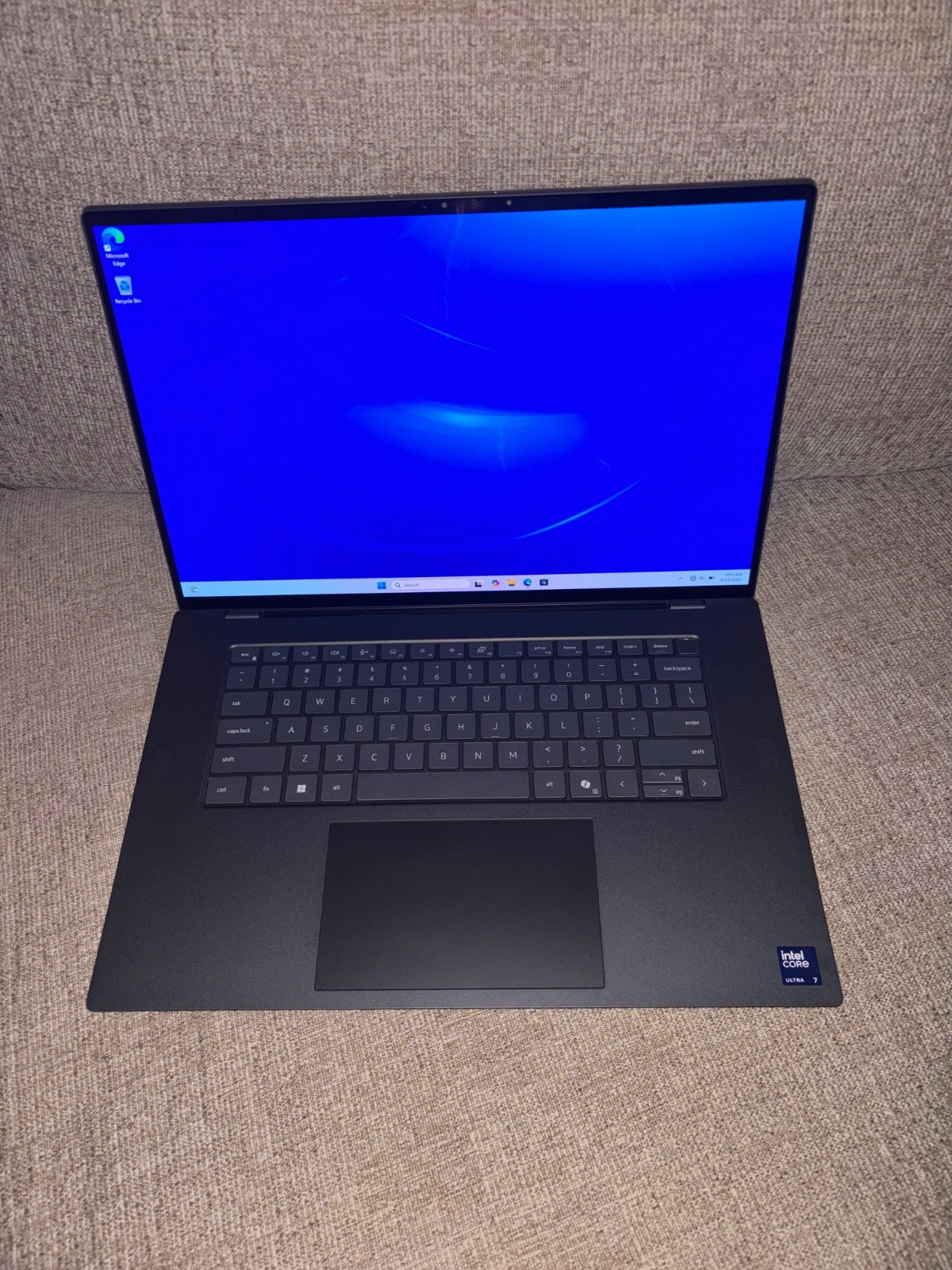 Dell 5690 16″ Intel Ultra 7 165H Touch OLED 32GB RAM 1tb Ssd WORTH 2x ASK PRICE