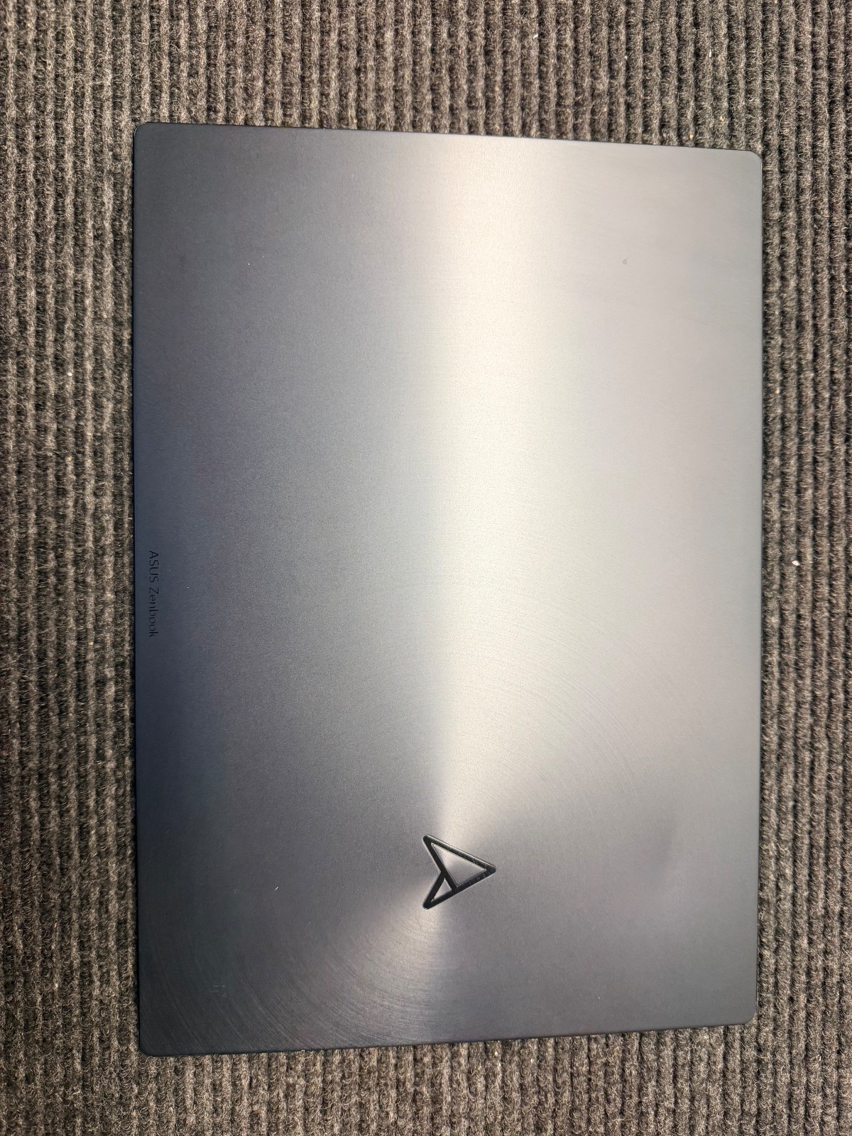 ASUS Zenbook Pro 14 Duo OLED 14.5″
