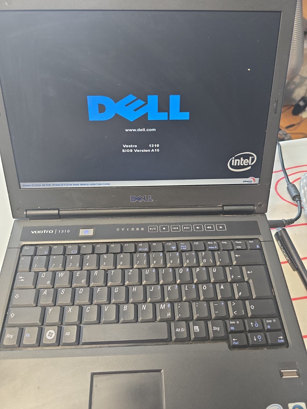 Dell Vostro 1310 Laptop T8100 4GB Fingerprint Original Power Supply Tested