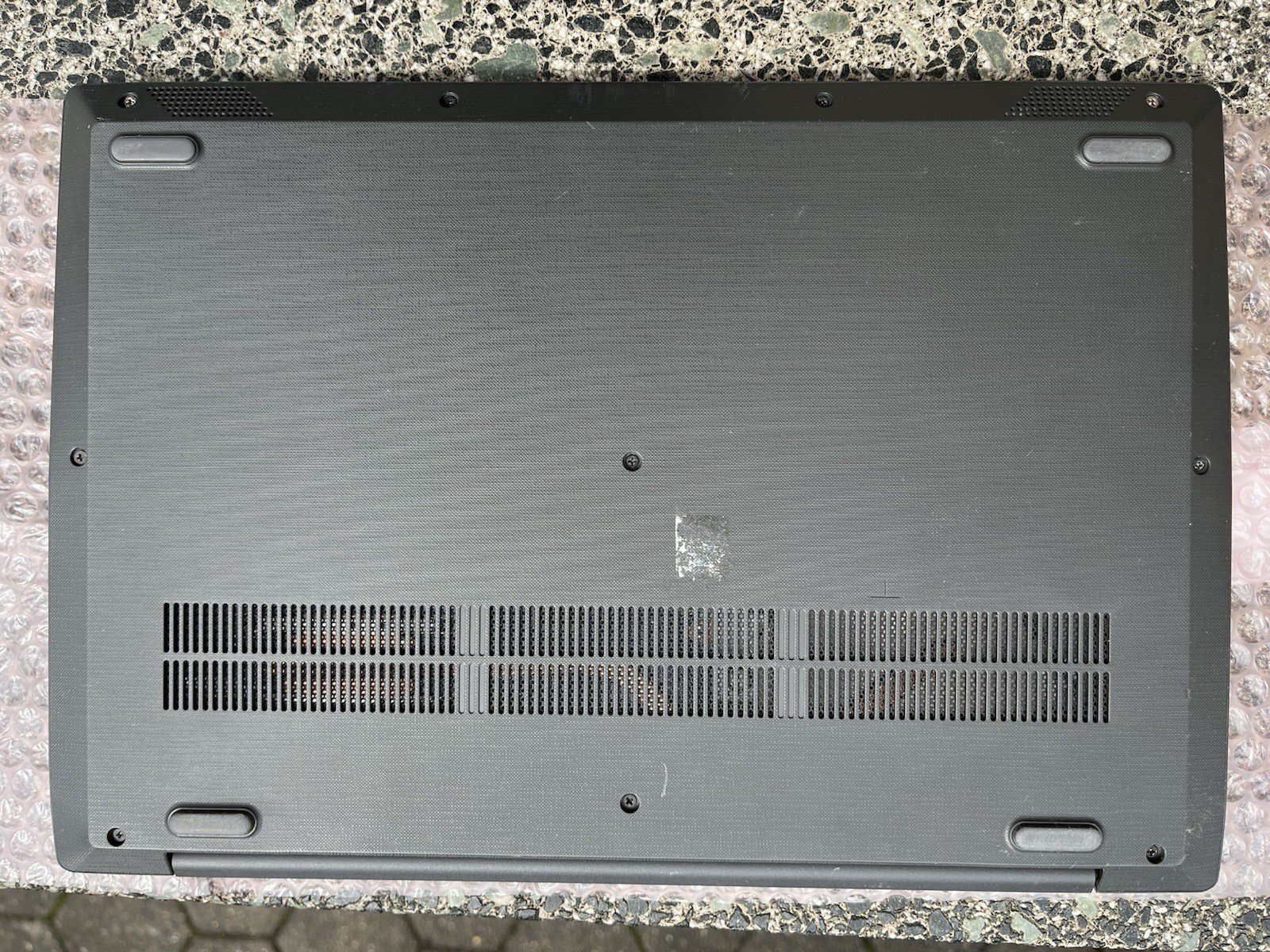 Lenovo Laptop V15 IGL 15.6 inch, Intel Celeron N4020, 8GB RAM, 256 SSD
