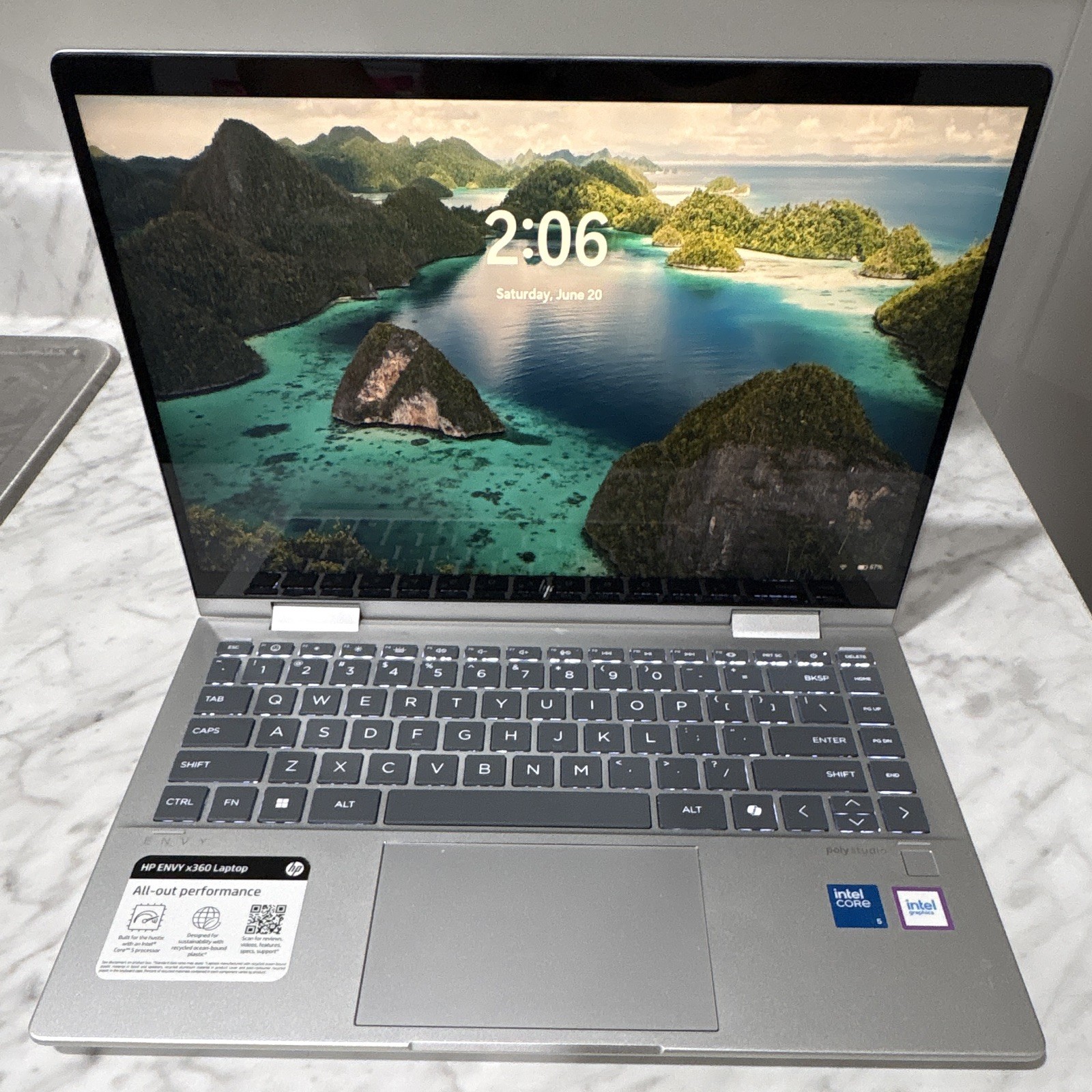 HP ENVY x360 14-es1xxx 2-in-1 14in Core 5 120U 8GB Win 11 Home Silver