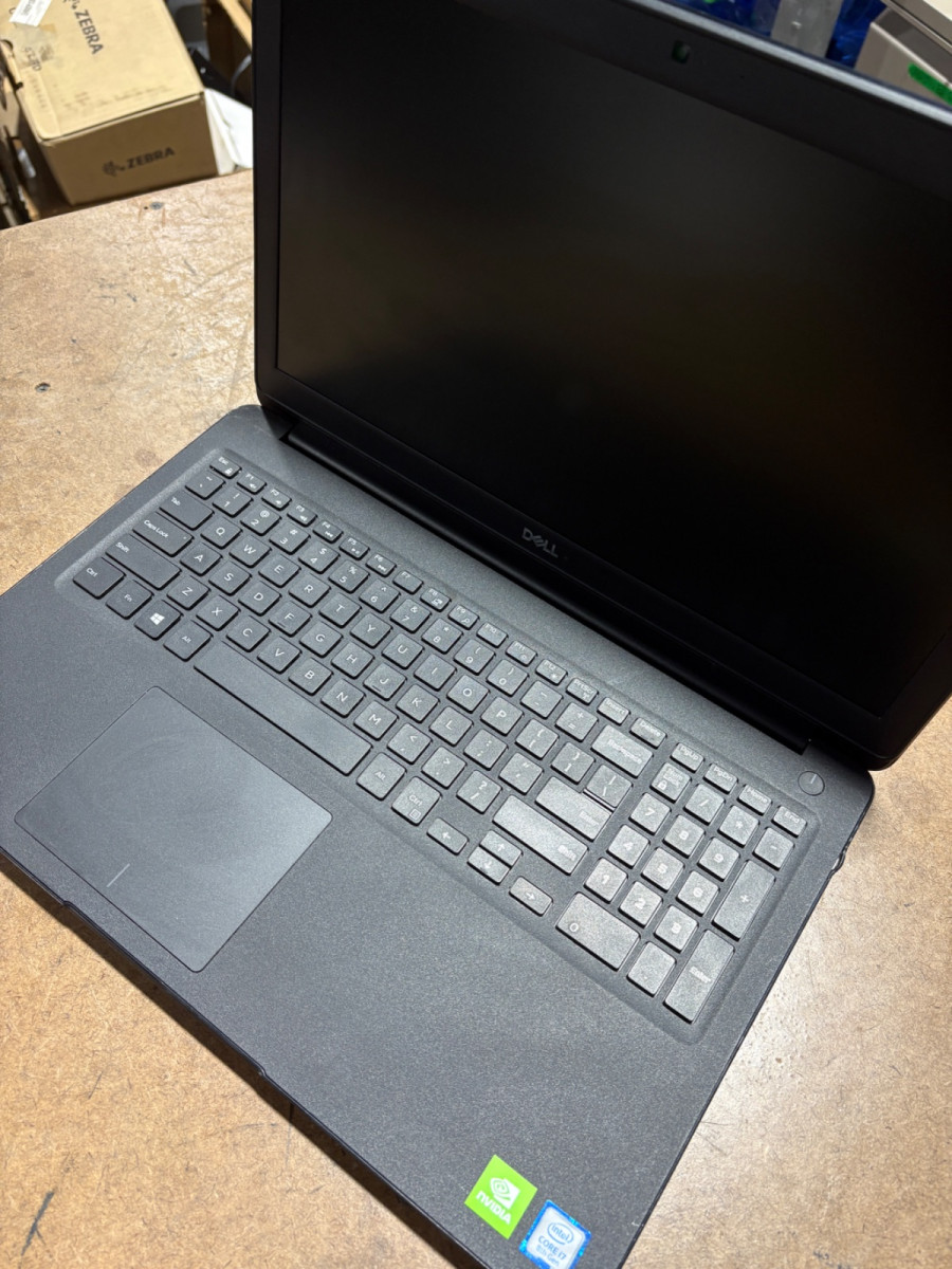 Dell Latitude 3500 i7-8565U 8GB RAM 256GB SSD No OS No Charger – Ethernet Broken