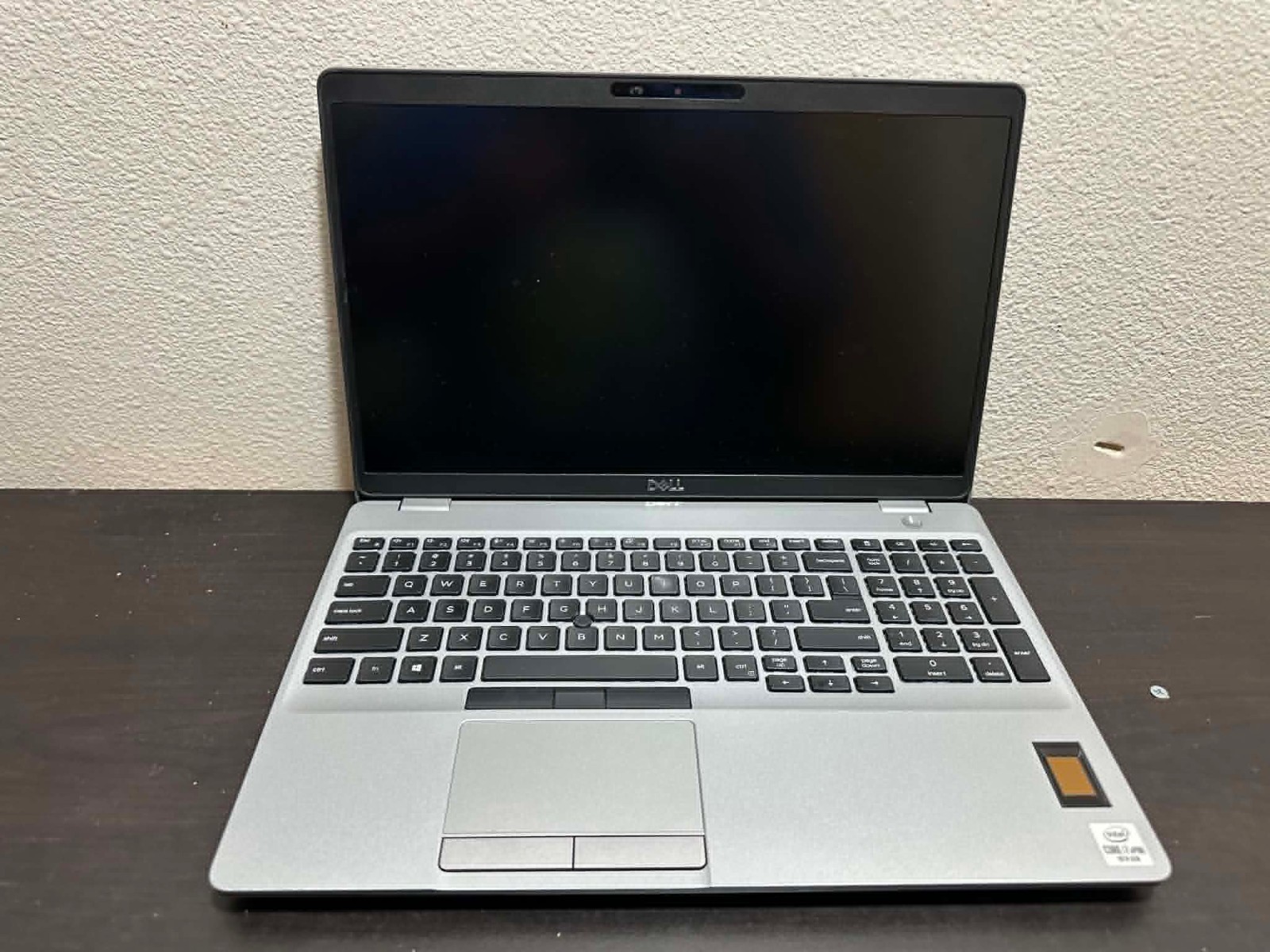 Dell Precision 3551 Laptop 6-Core i7 10th Gen. 16GB 256GB SSD Win11 Office2021