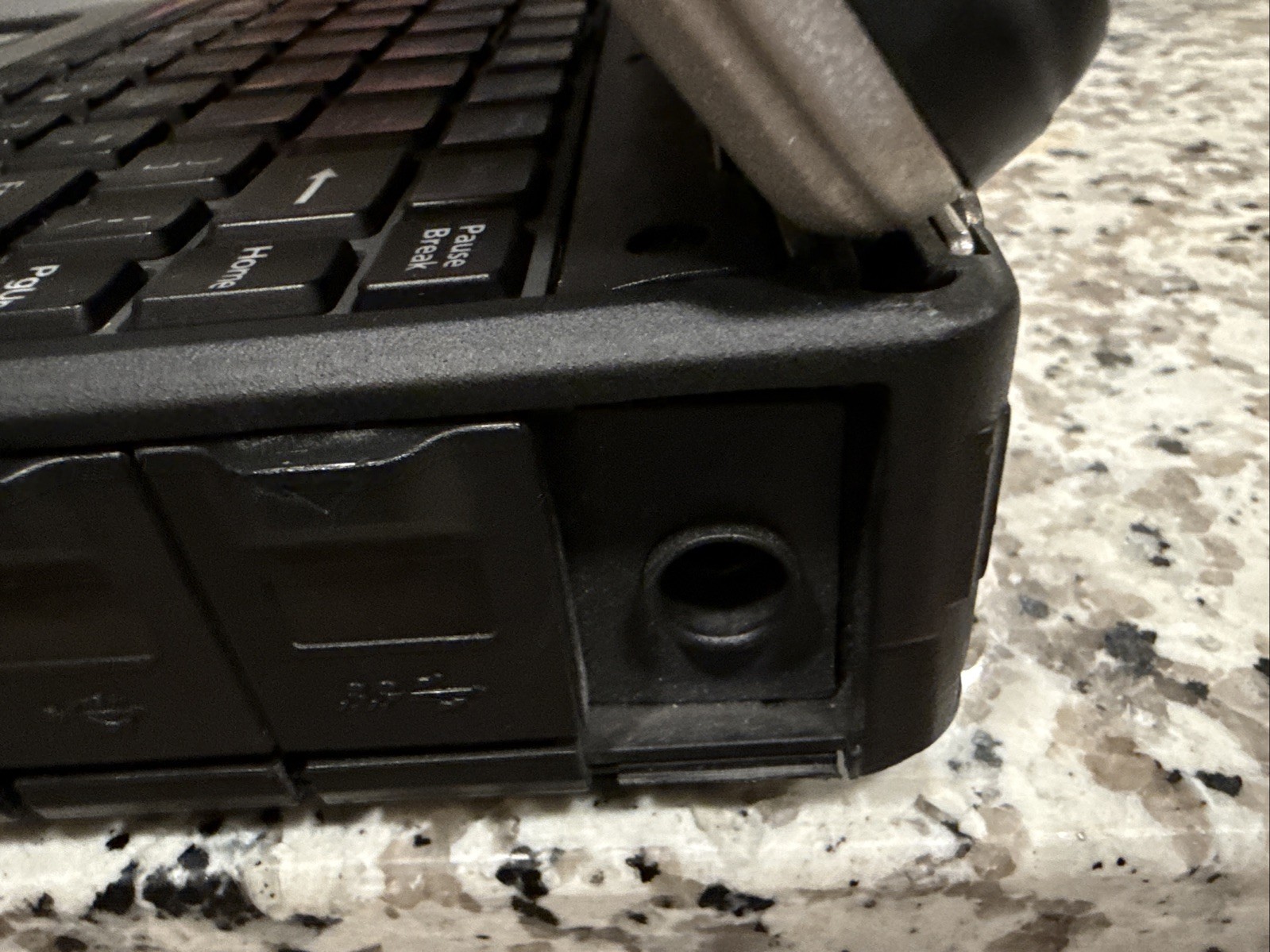 Panasonic Toughbook CF-31 MK5 i7-5600U 2.60GHz|16GB RAM|256GB HDD|NoOS|NoCharger