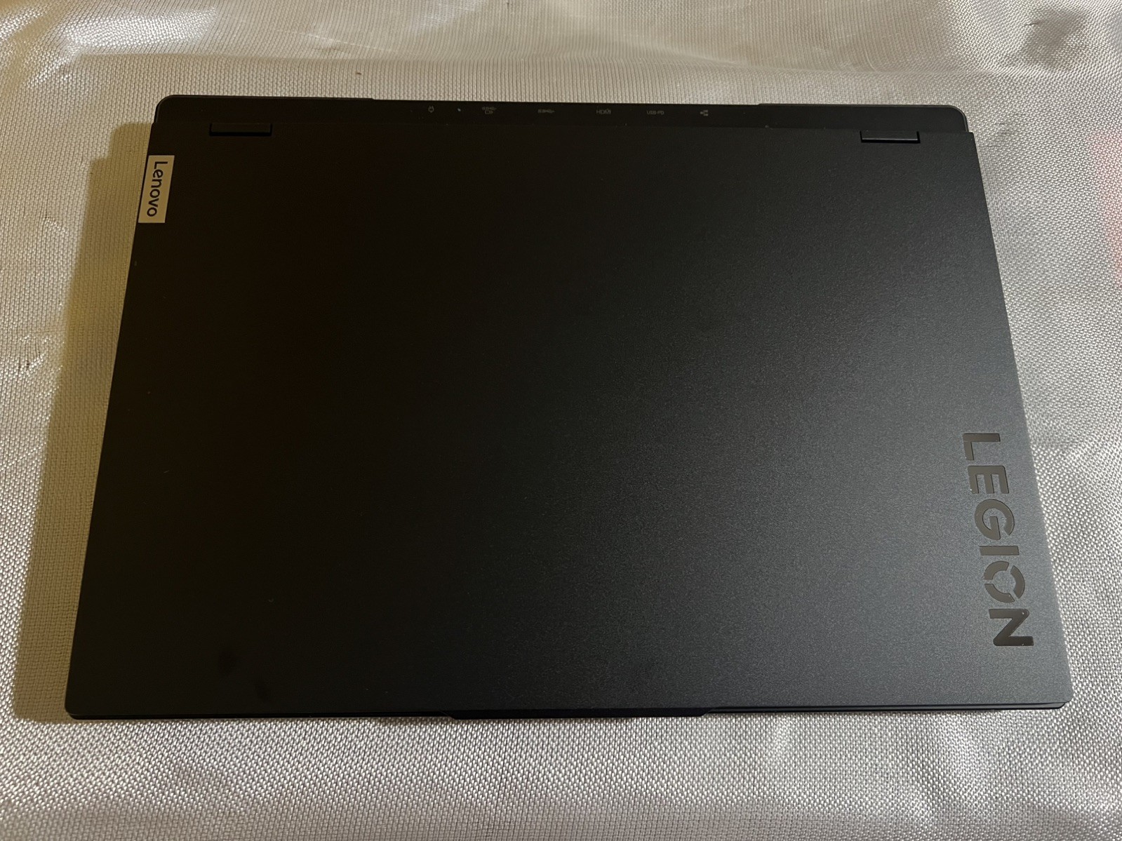 Lenovo Legion Pro 7 16IRX9H 16″ i9-14900HX 32GB RAM 2TB SSD GeForce RTX 4080