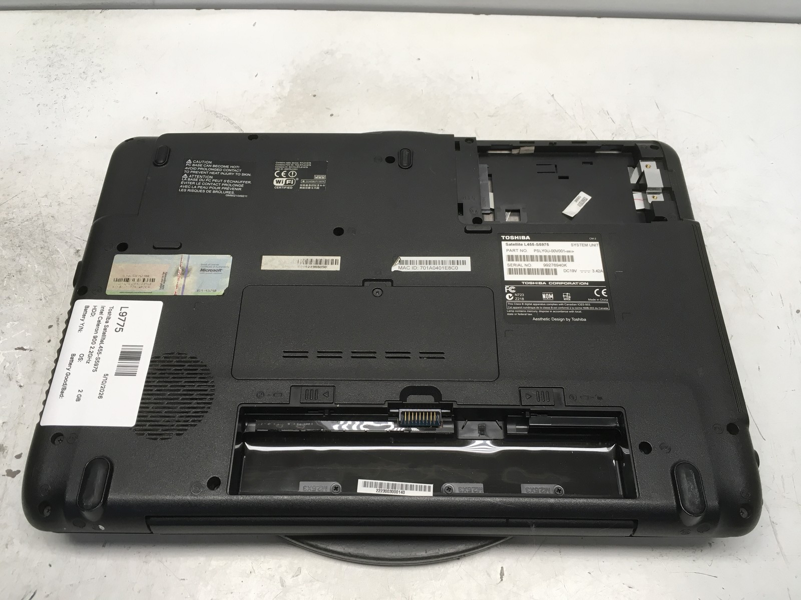 Toshiba SatelliteL455-S5975 Intel Celeron 900 2.2GHz 2 GB NO HDD No Batt