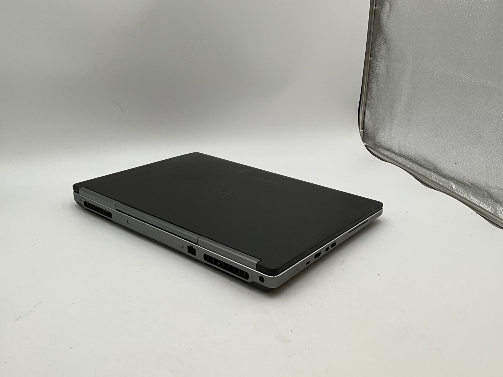 DELL Precision 7710 i7-6820HQ 64gb 1tb/512gb M5000M Laptop 2HDM0G2 no OS