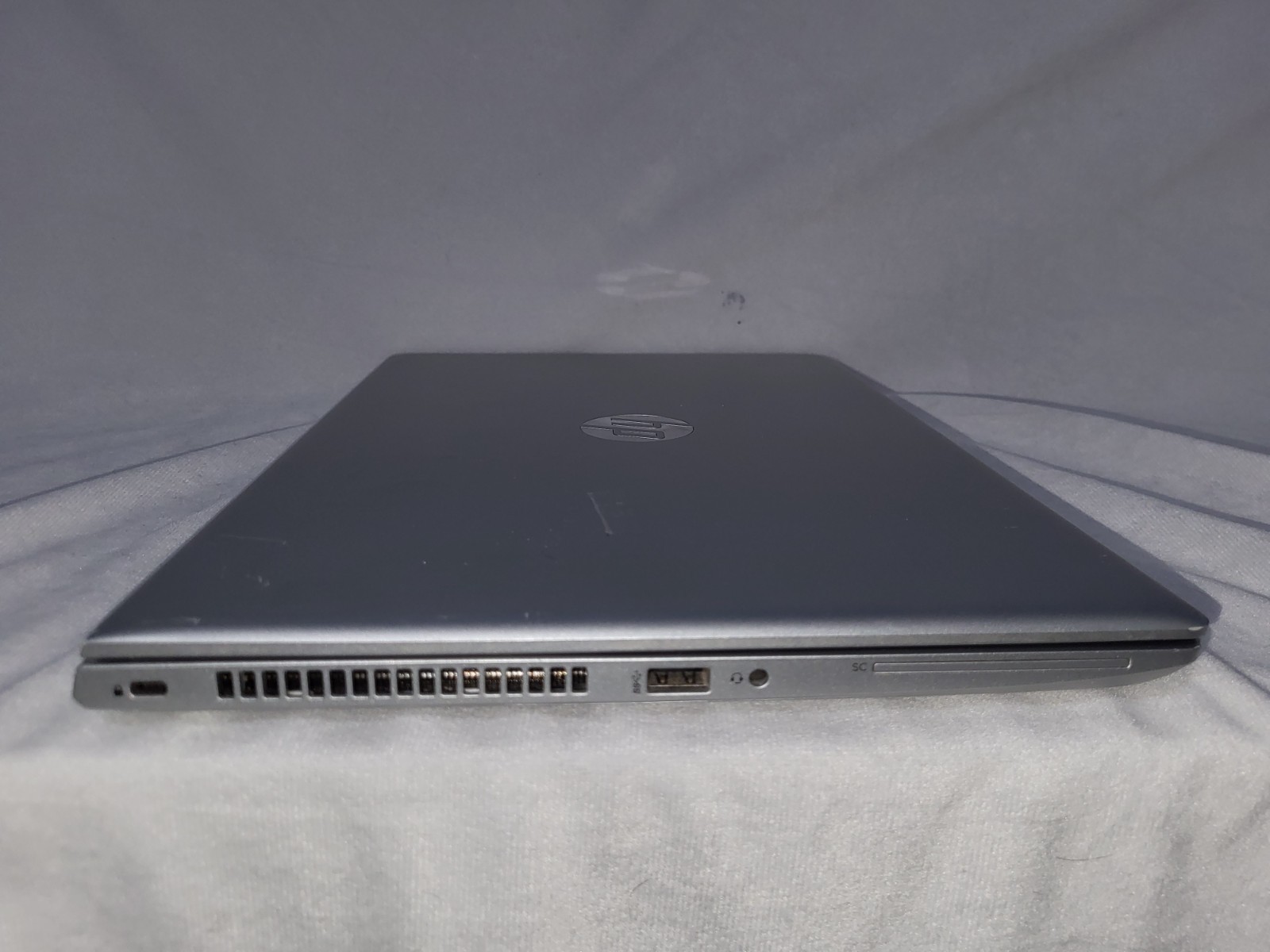 HP ProBook 645 G4 Ryzen 5 Pro 2500u 2.0GHz 8GB RAM256 SSD Touch Screen -No Os
