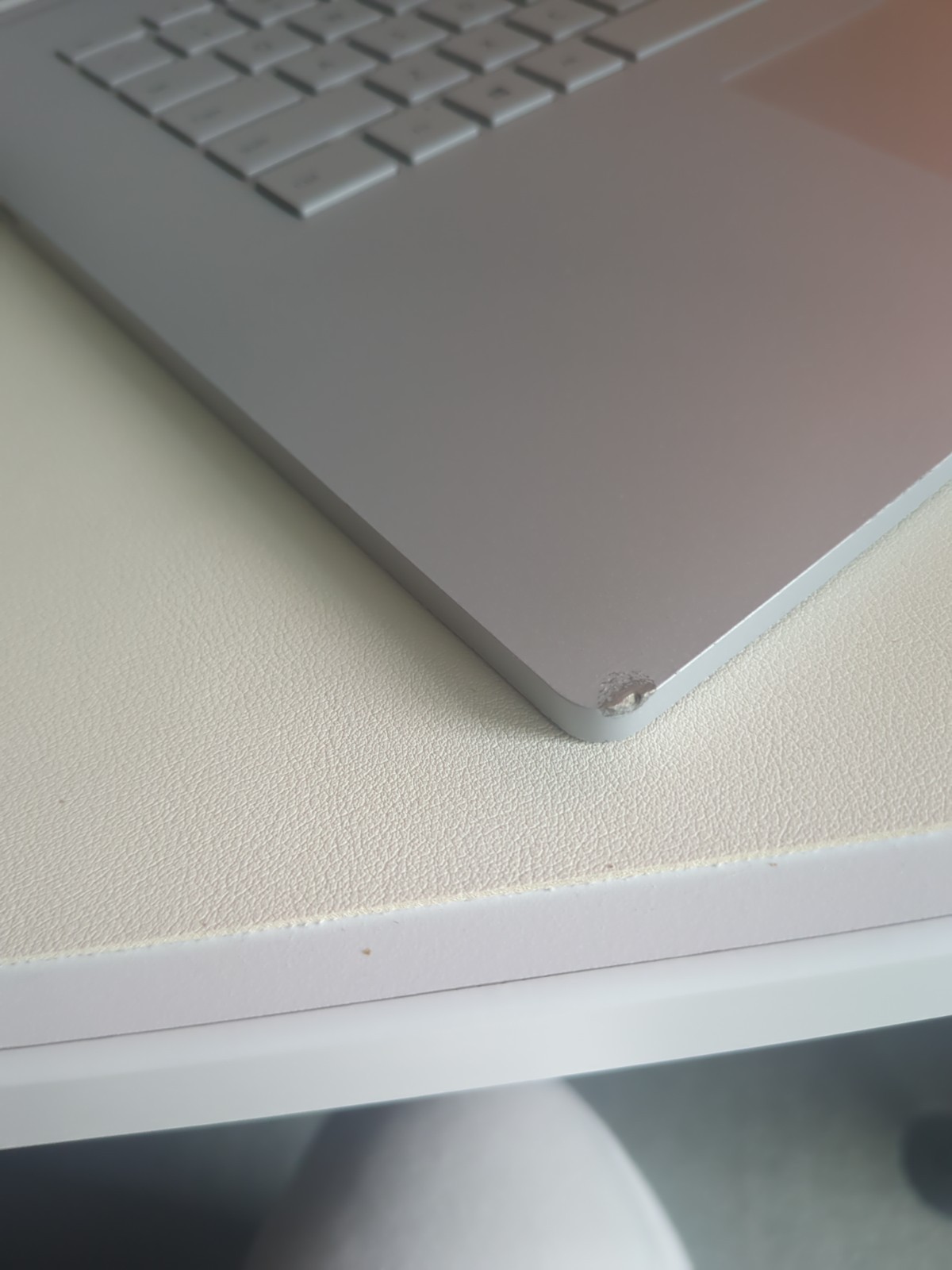 Microsoft Surface Book 2 15″ (16/512GB, i7-8650U, Nvidia GTX 1060 Mobile)