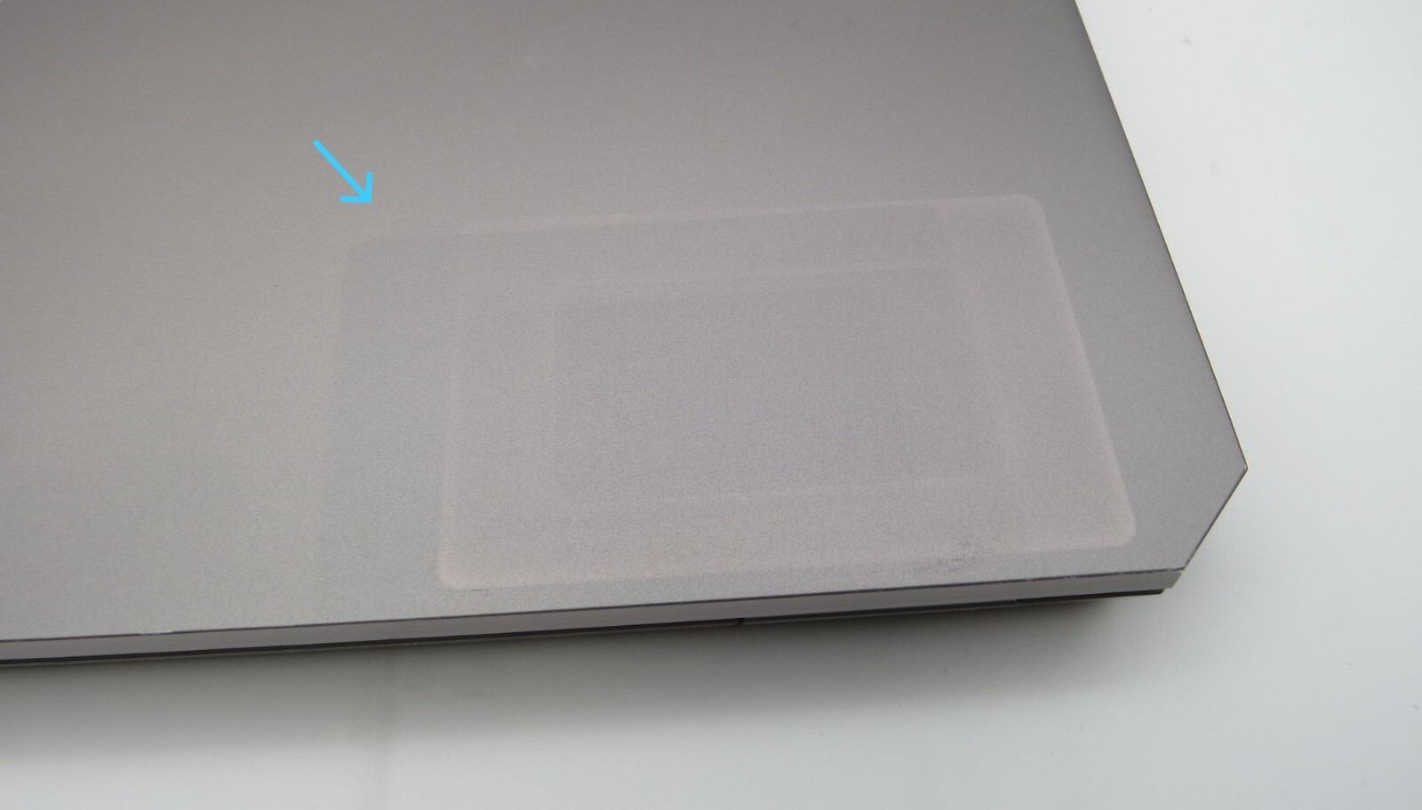 HP ZBook Studio G5-15.6″-i7-8850H@2.60GHz-32GB RAM-256GB M.2 NVME-NO OS *READ*