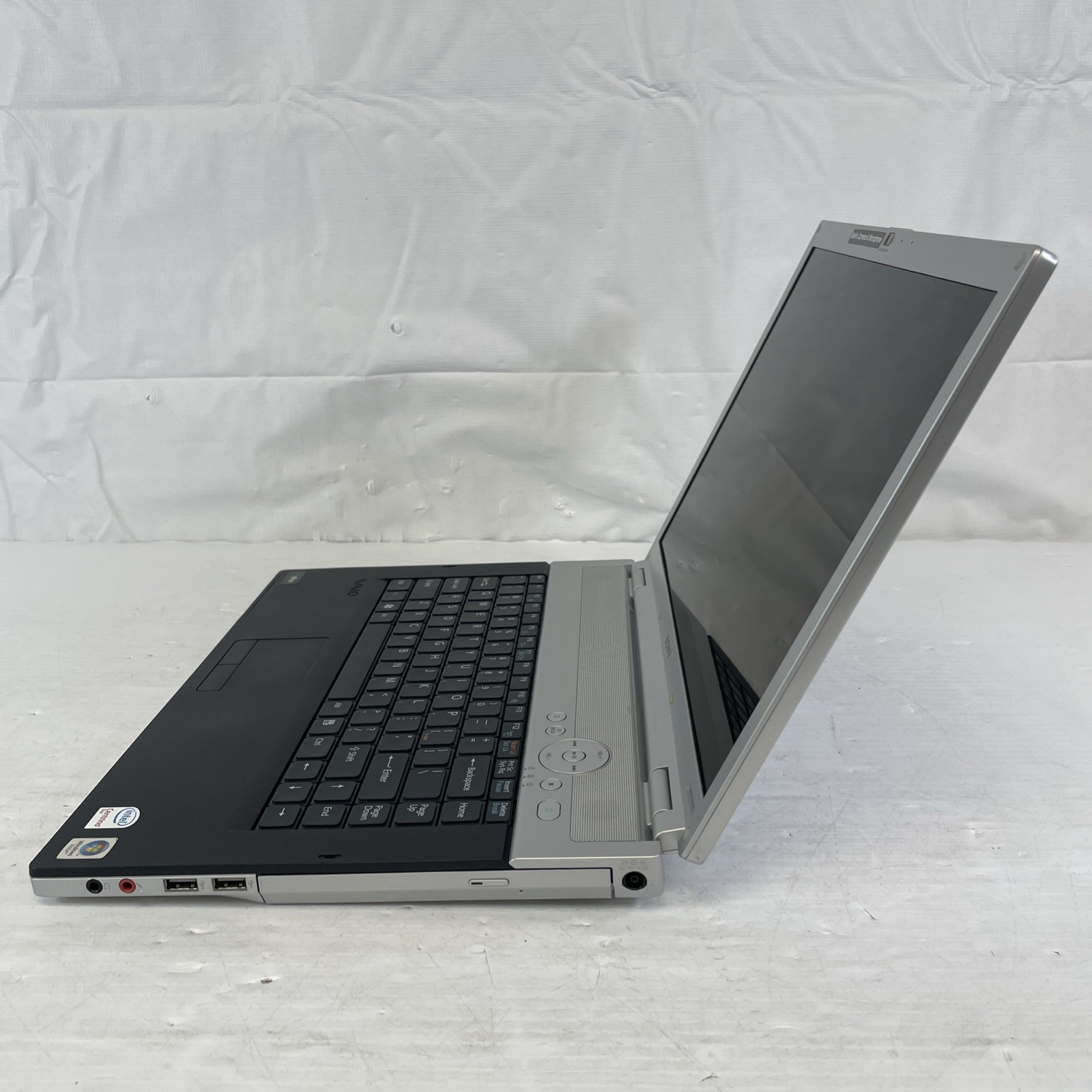 Sony VAIO VGN-FZ140E Laptop Intel C2D T7100 1.8GHz 3GB RAM 200GB HDD Windows 10