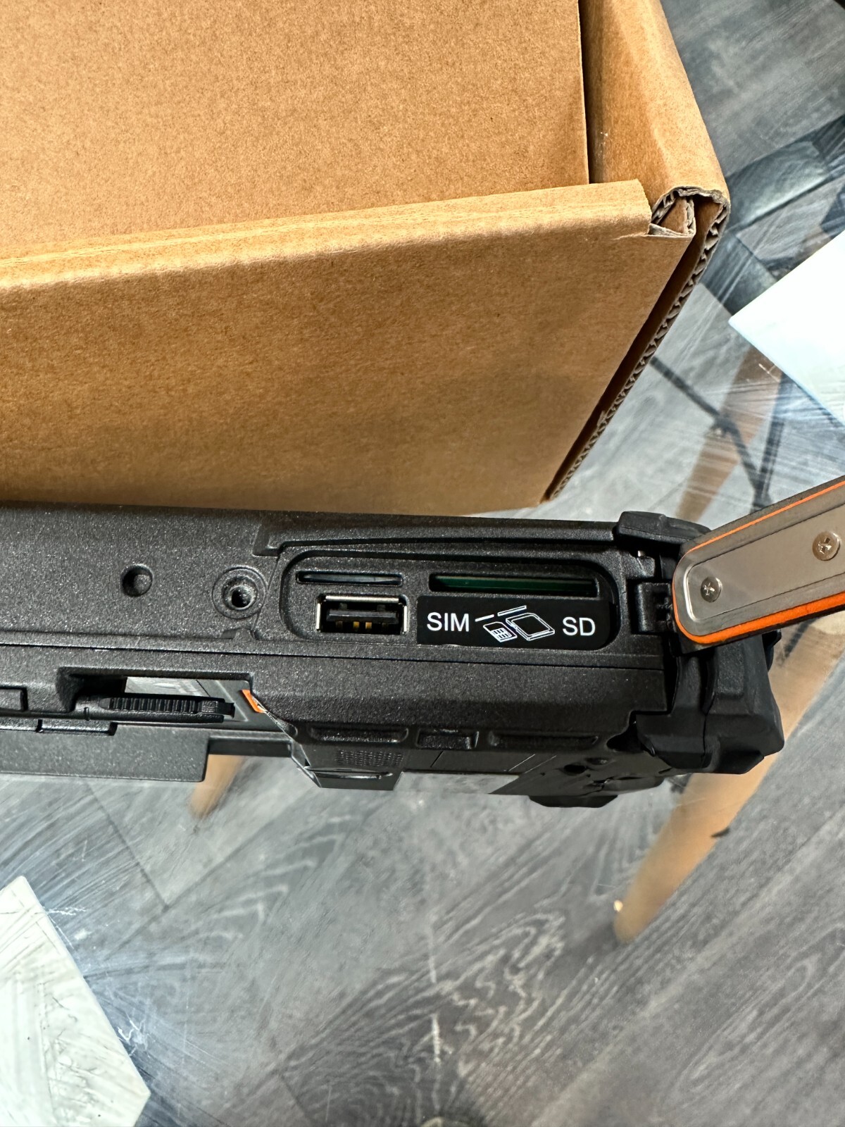 Roda Computer DB6 Handheld Durci USB Sim PC UMPC Panther Logic Instrument WXP @