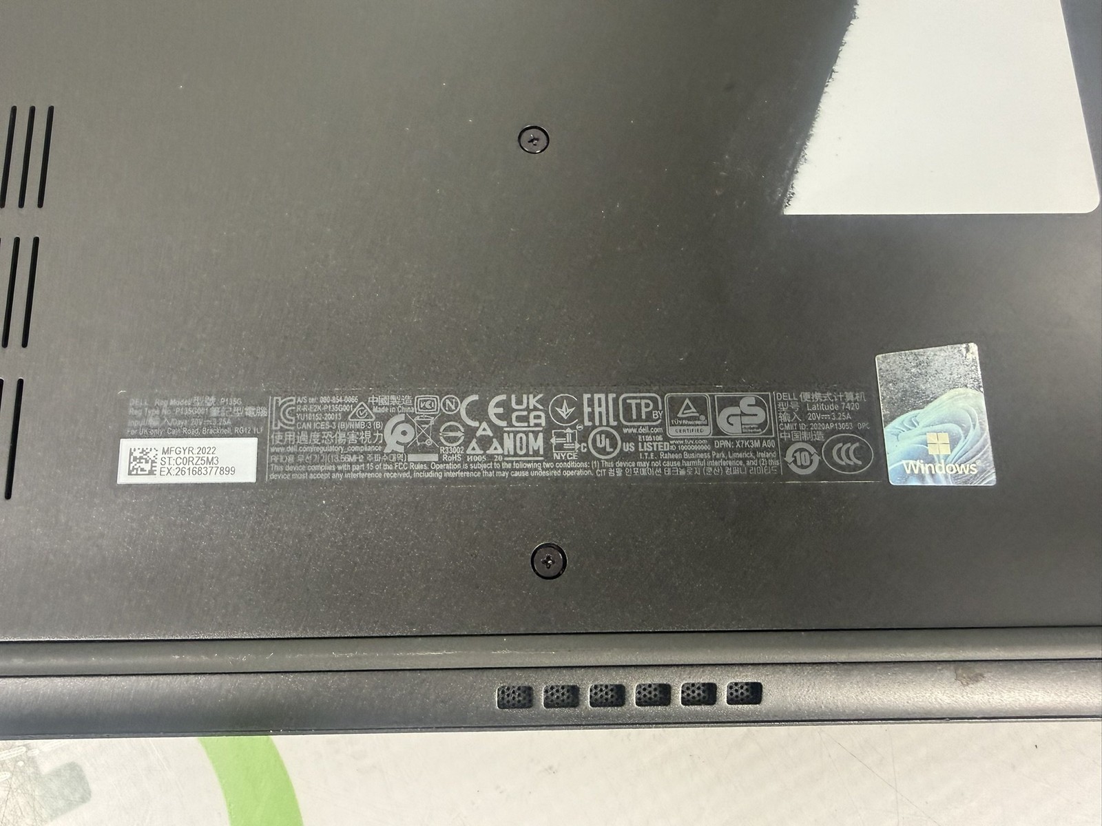 Dell Latitude 7420 14″ i5-1145G7 2.6GHz 16GB DDR4 256GB M.2 W11 Pro Laptop