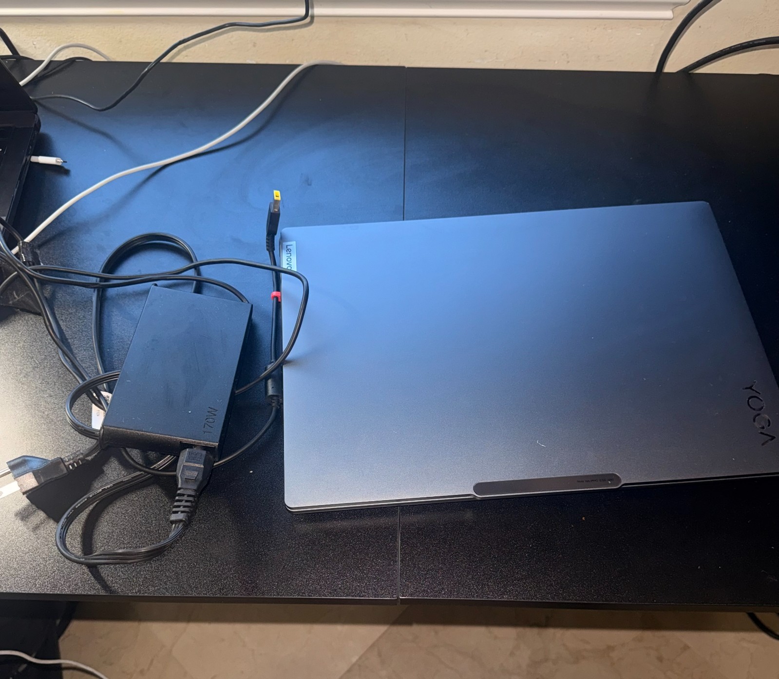 Lenovo Yoga Pro 9i 16″ Core Ultra 9 185H 32GB RAM 1TB RTX 4060 3.2K 165Hz