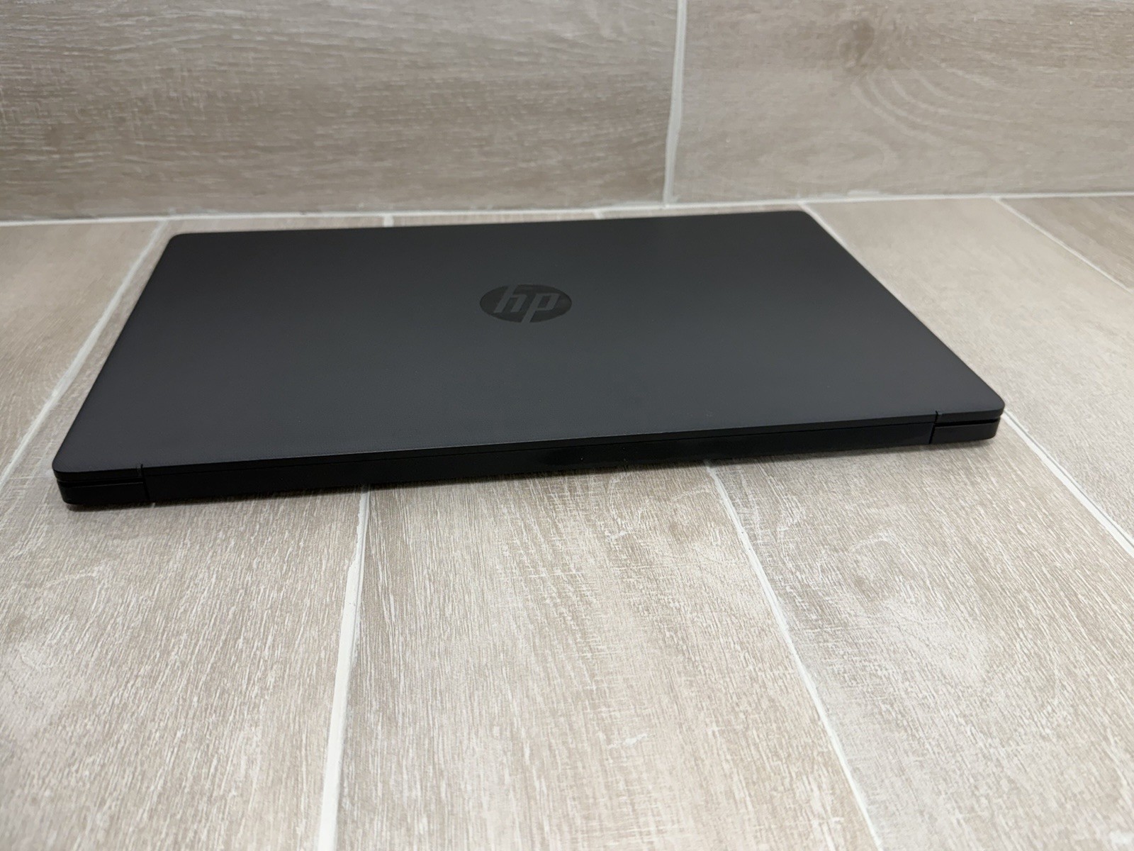HP 17-CP3047NR 17.2″ Laptop AMD Ryzen 7 7730U 16GB RAM 512GB NVMe SSD Win-11