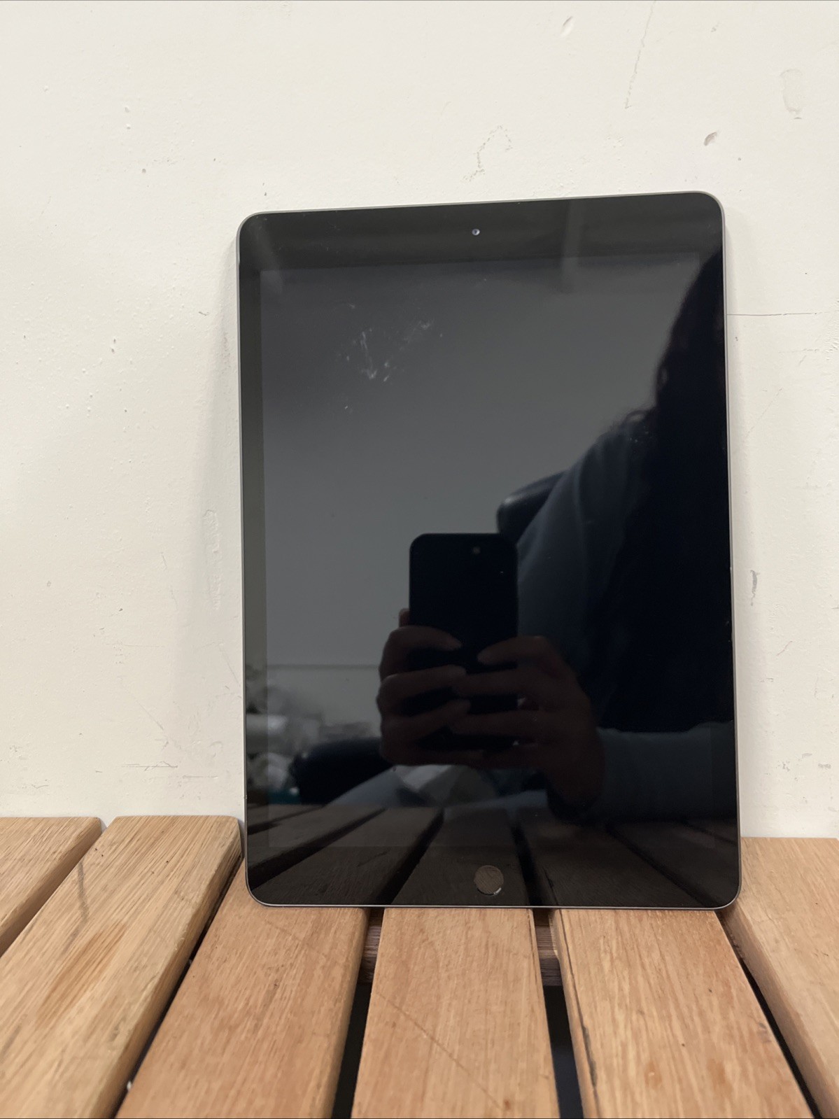 Apple iPad | 7th Generation | 10.2″ Retina | 32 GB | Model: A2197